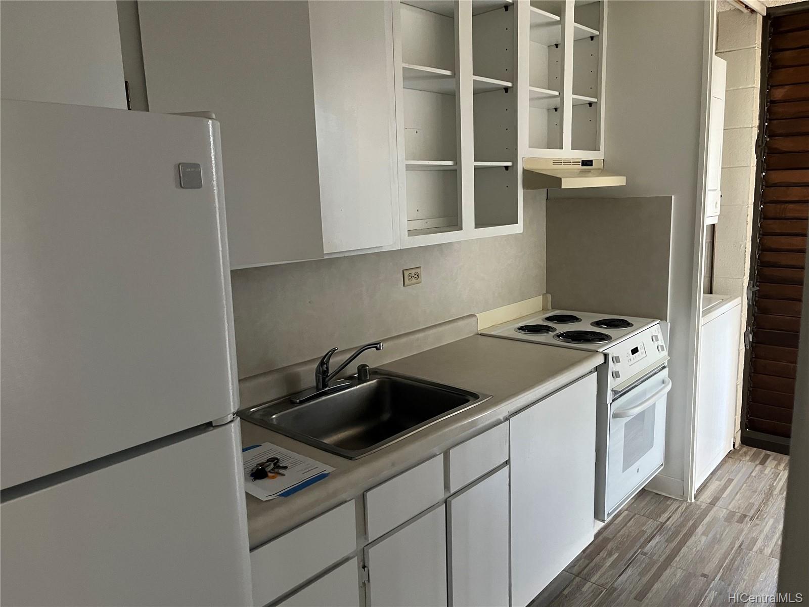 1630 Liholiho Street  Unit 1404