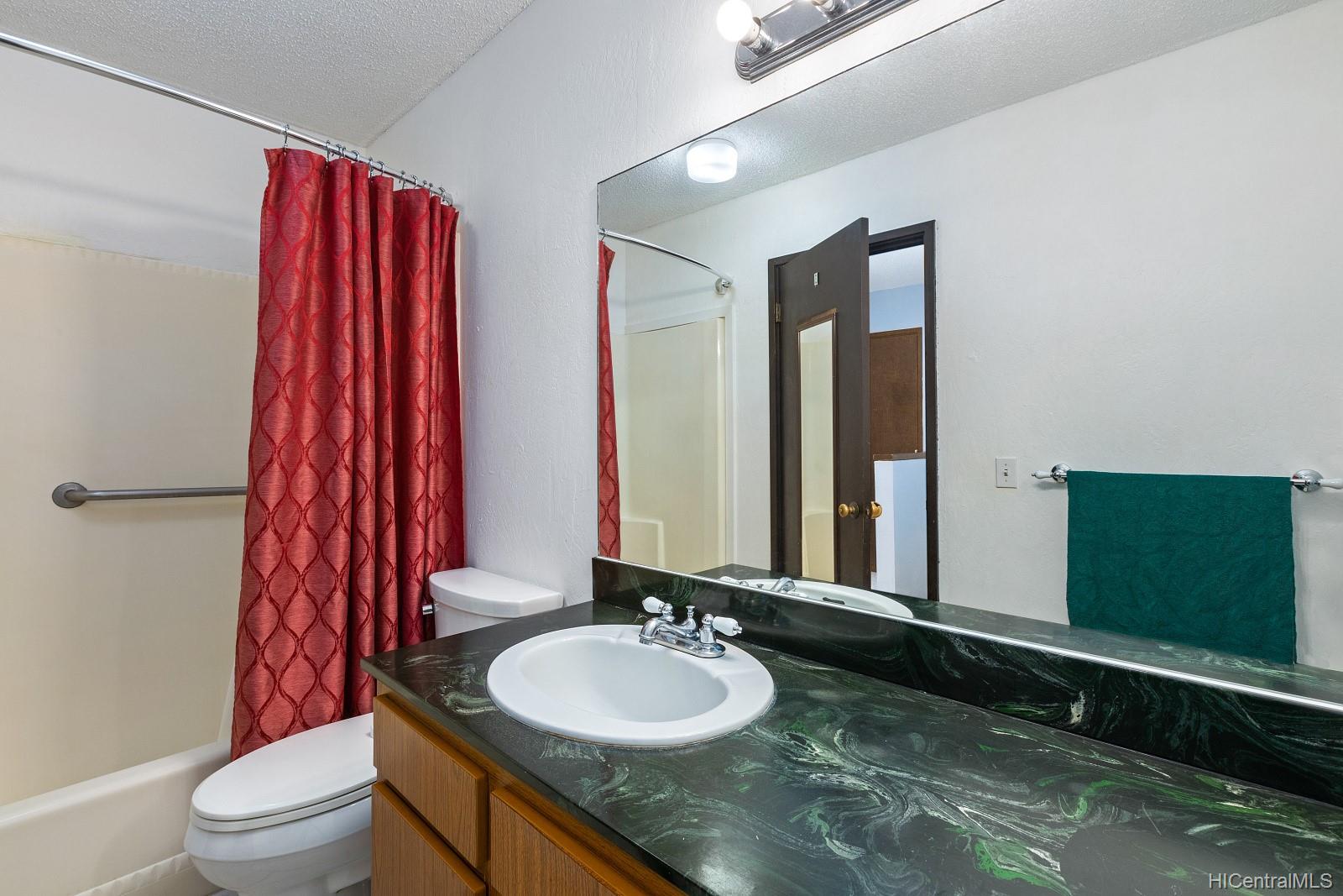 98-360 Koauka Loop  Unit 206