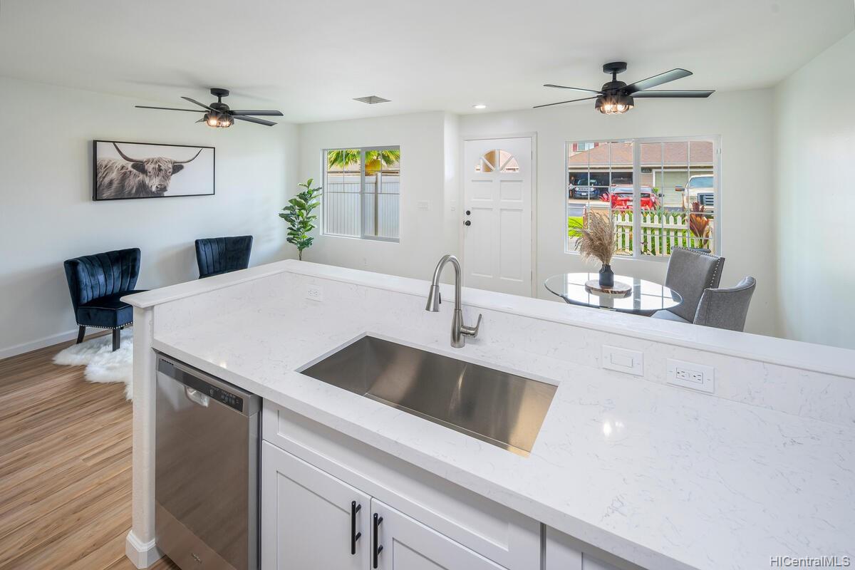 91-2075 Kaioli Street  Unit 902