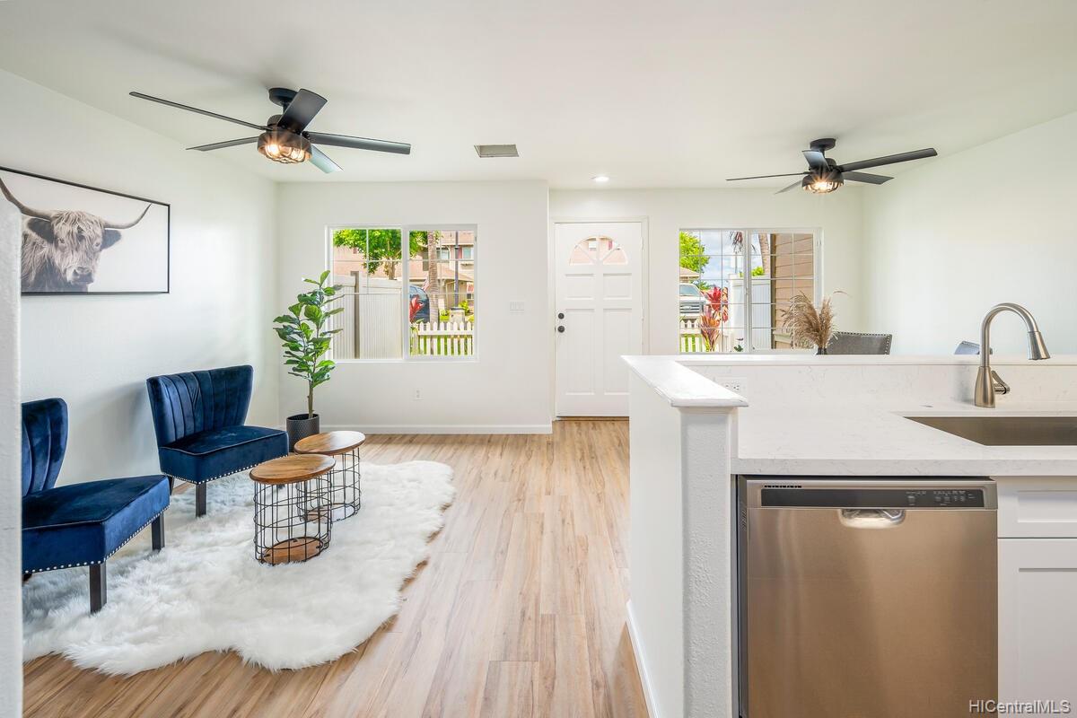 91-2075 Kaioli Street  Unit 902