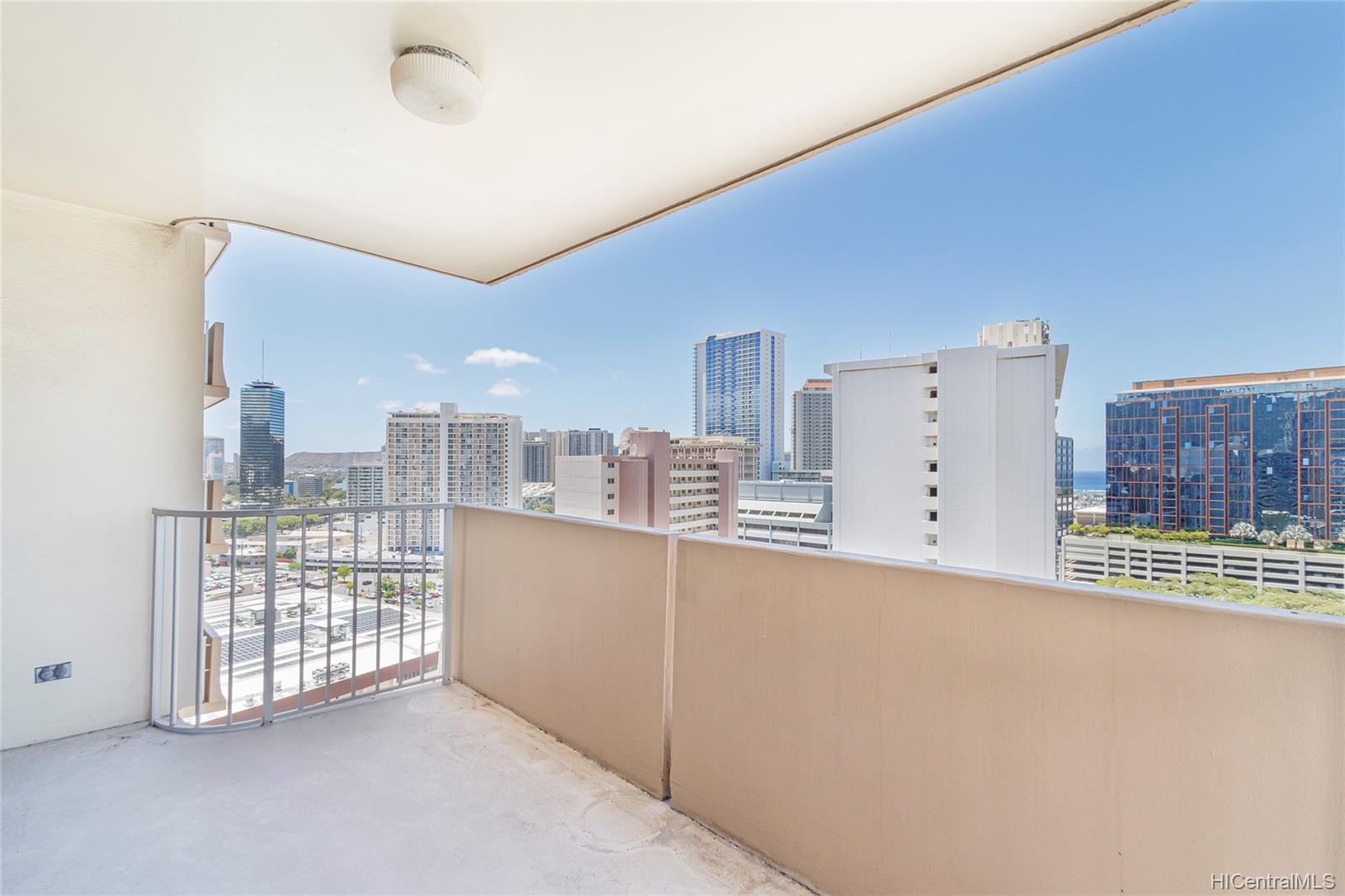 Princess Leilani 1561 Kanunu Street Unit 1808 Honolulu HI 96814 sold on
