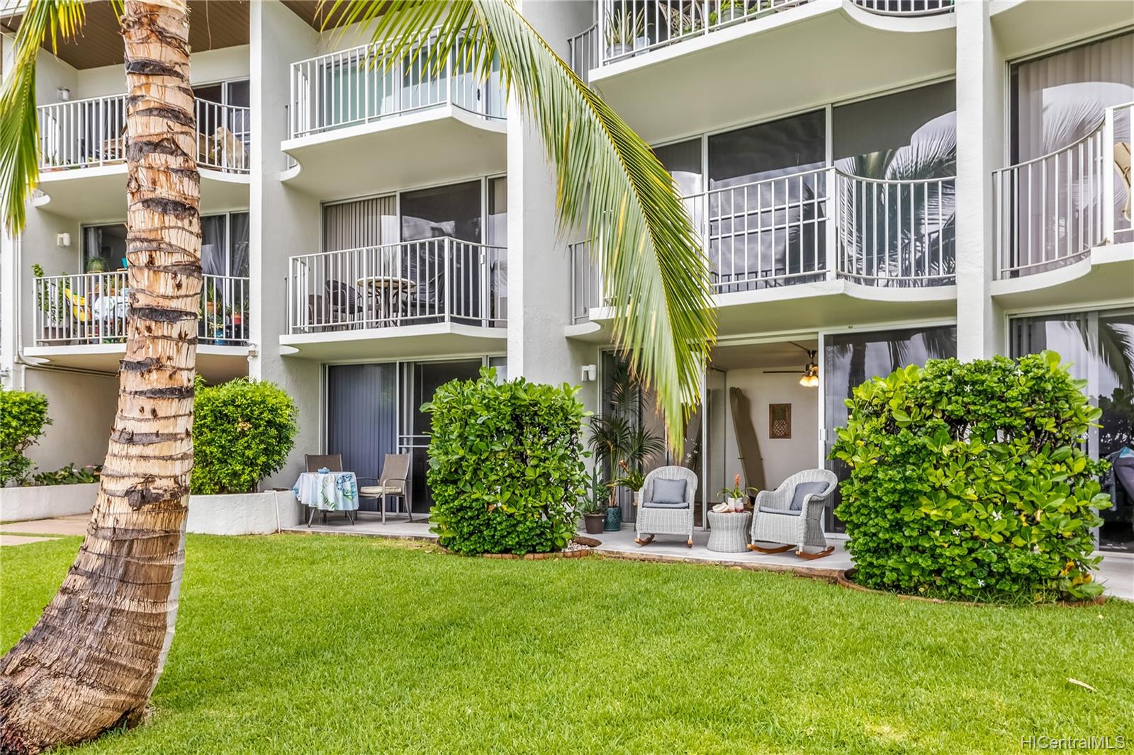 87-561 Farrington Highway  Unit 109