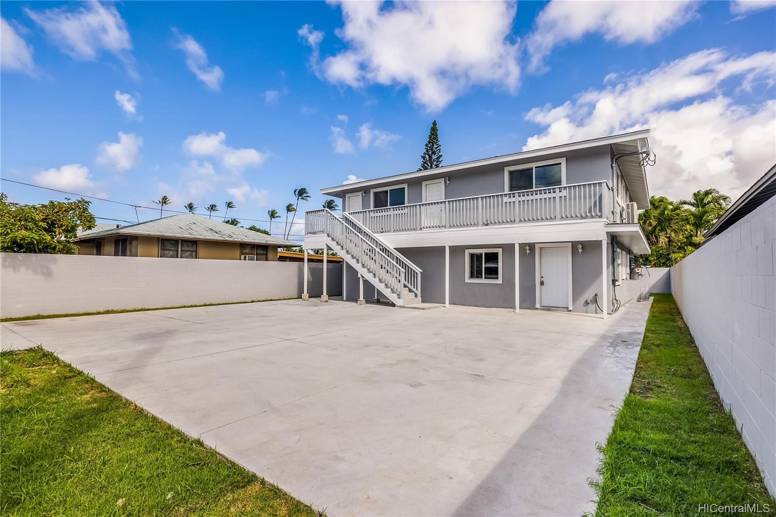 609 Olomana Street