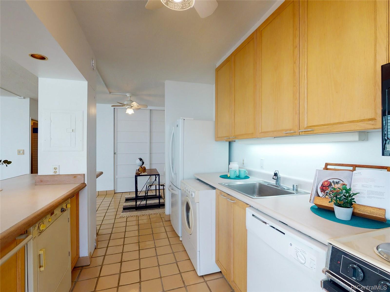 2801 Coconut Avenue  Unit 2D