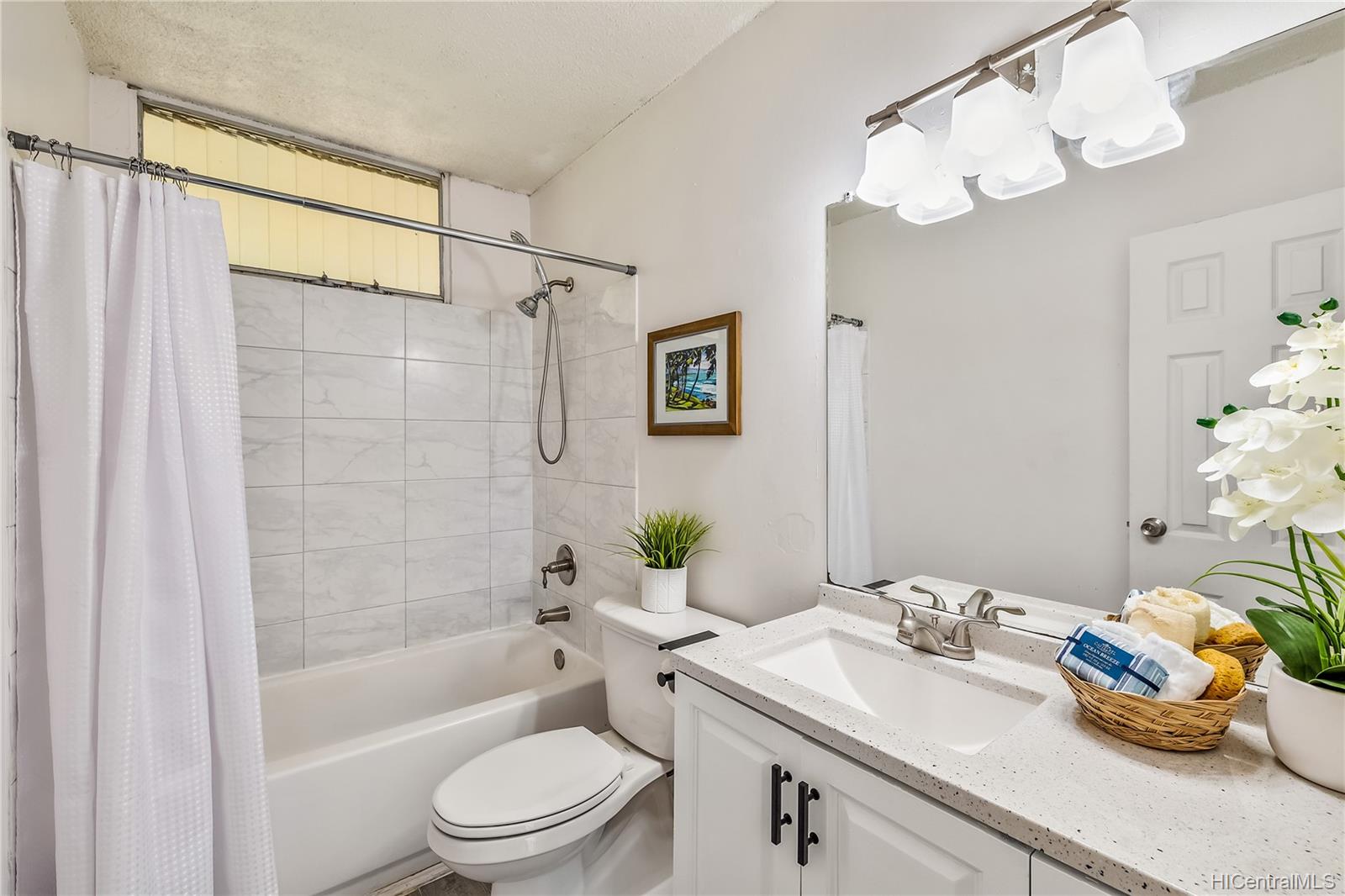 95-2055 Waikalani Place  Unit B207