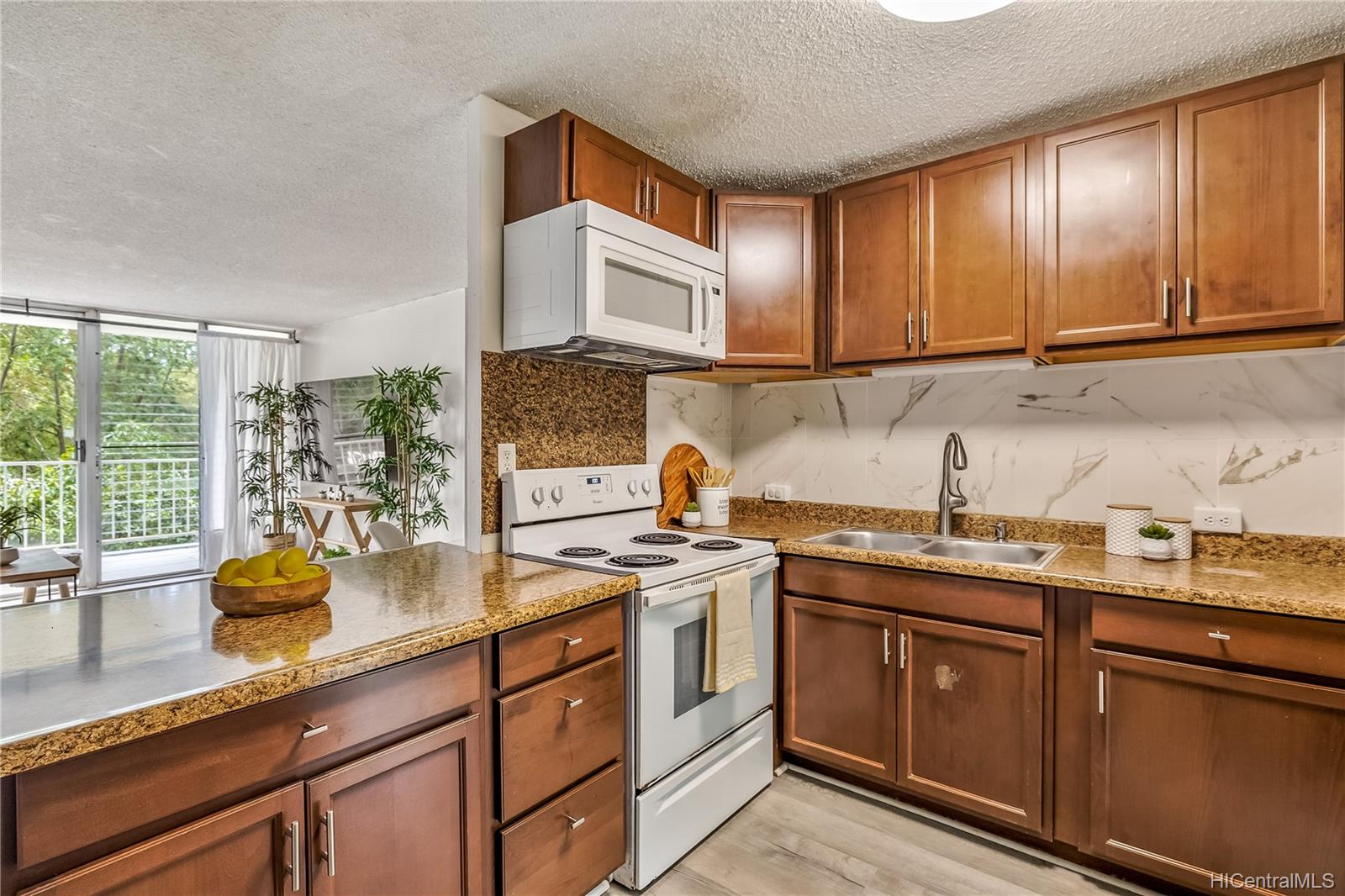 95-2055 Waikalani Place  Unit B207
