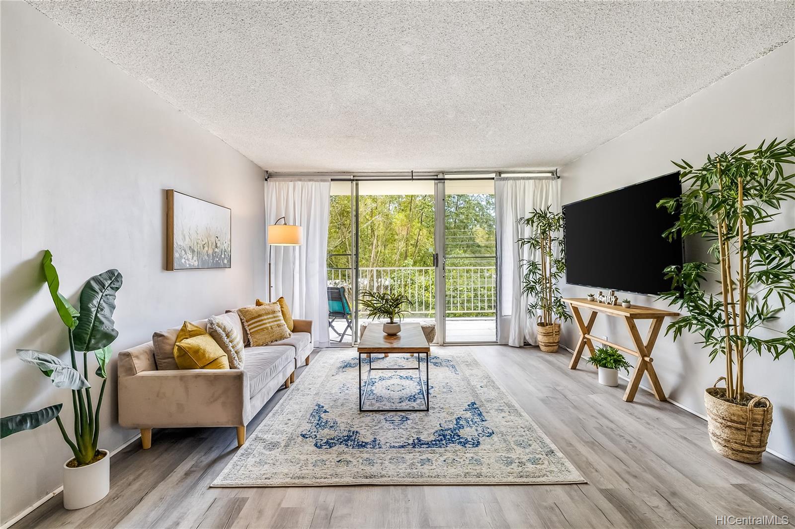 95-2055 Waikalani Place  Unit B207