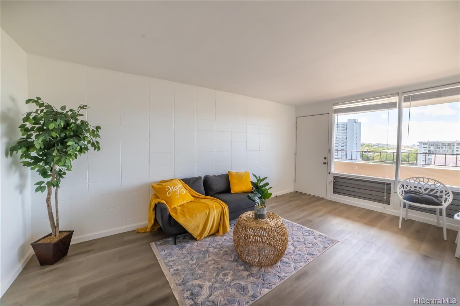 1710 Makiki Street  Unit 1005