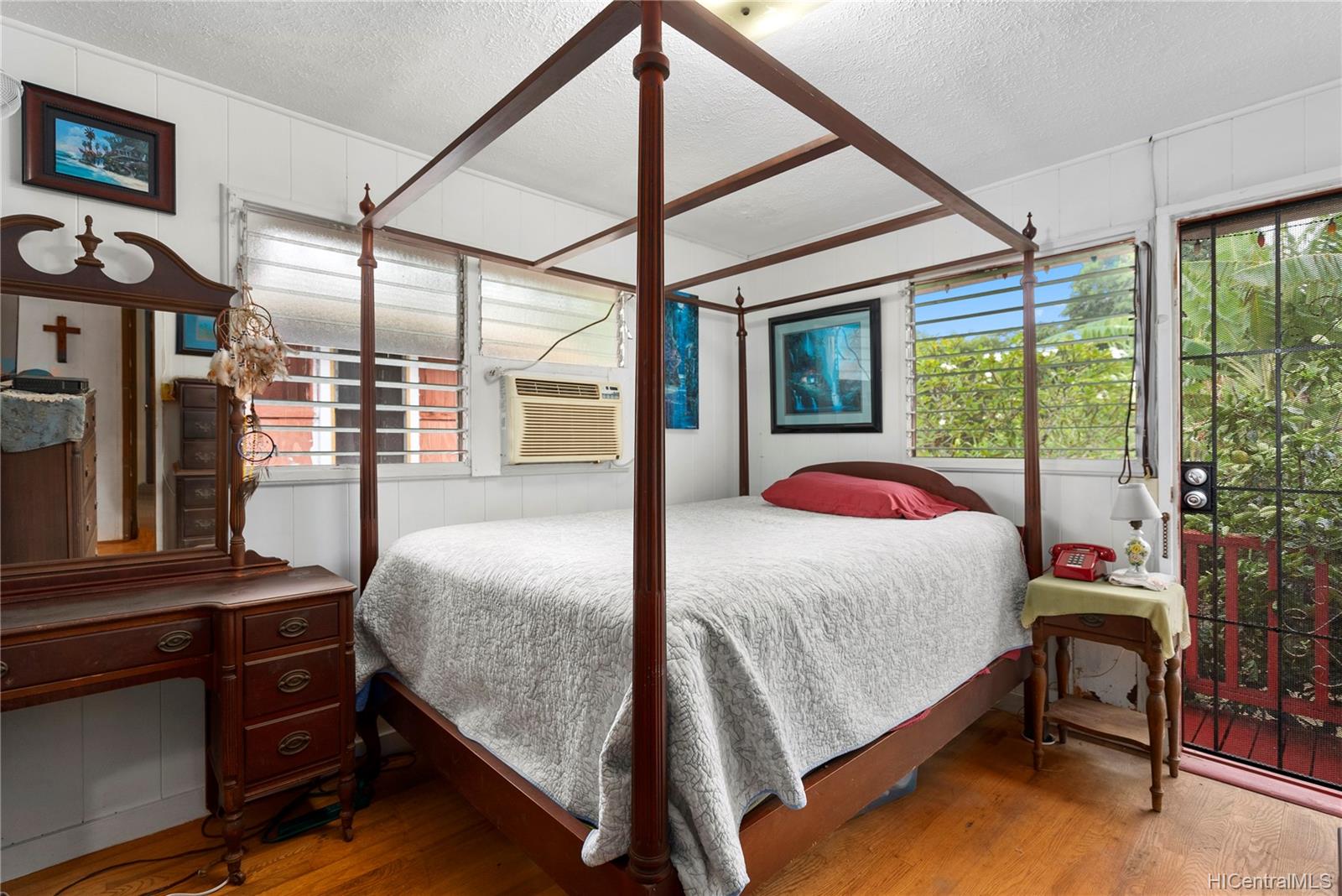 66-409 Paalaa Road  Unit B