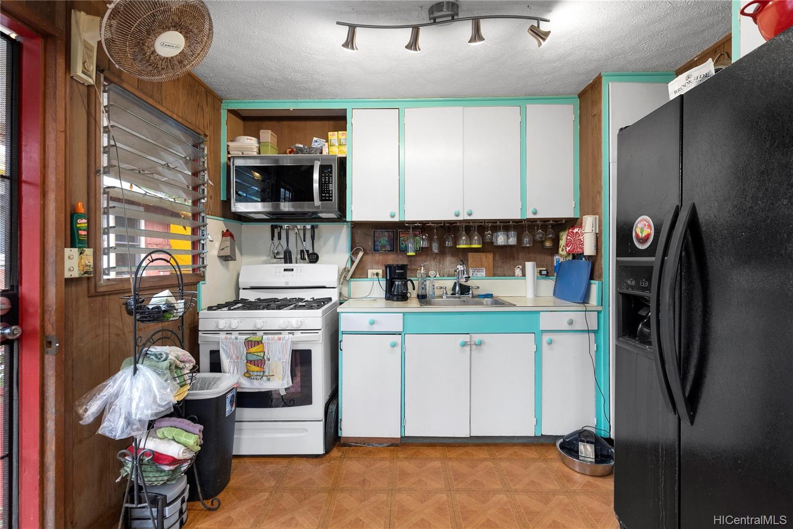 66-409 Paalaa Road  Unit B
