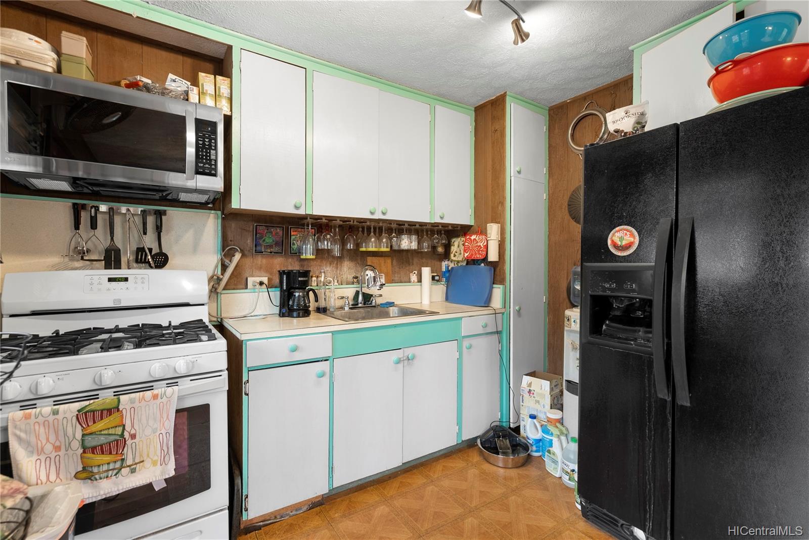 66-409 Paalaa Road  Unit B