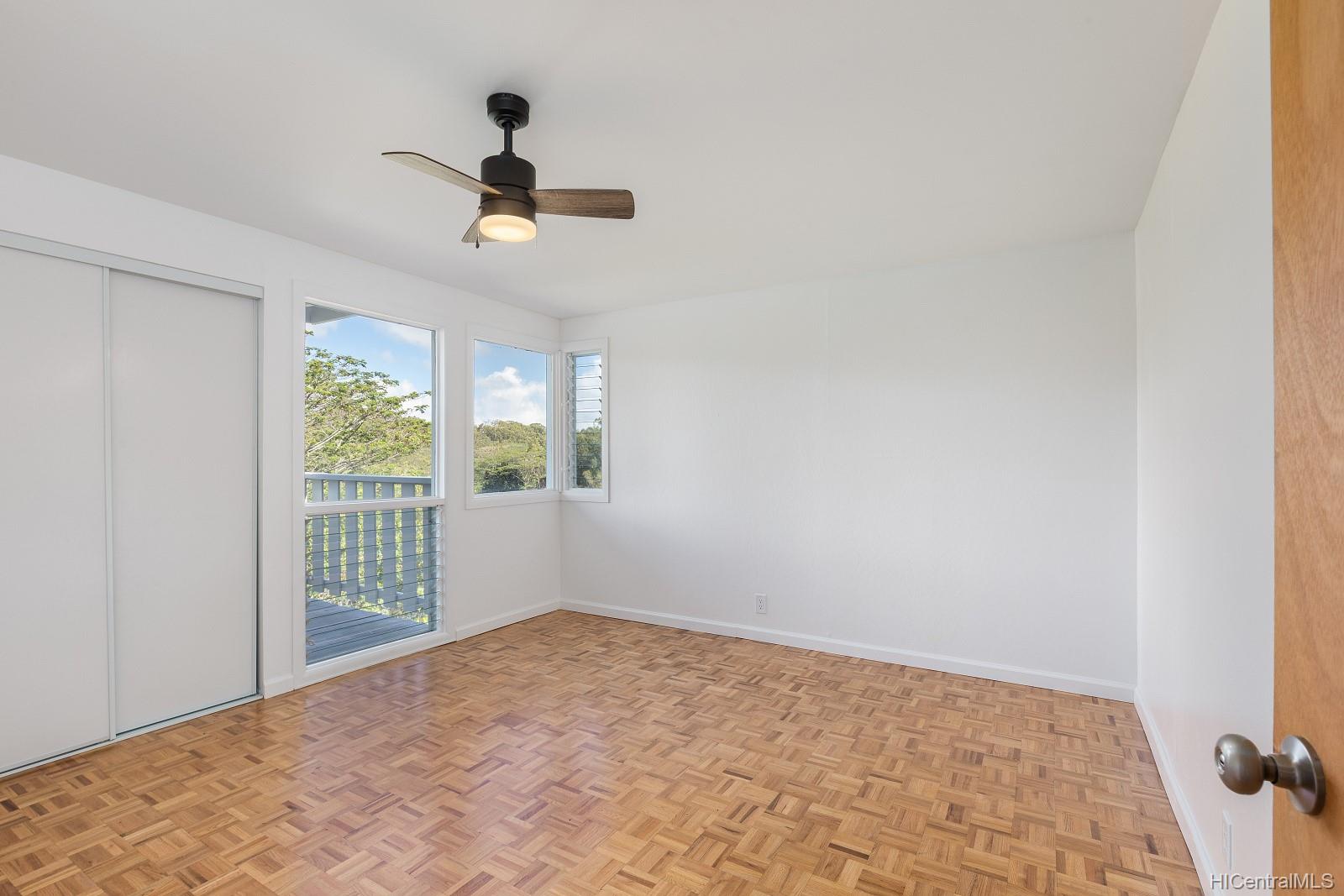 95-109 Waikalani Drive