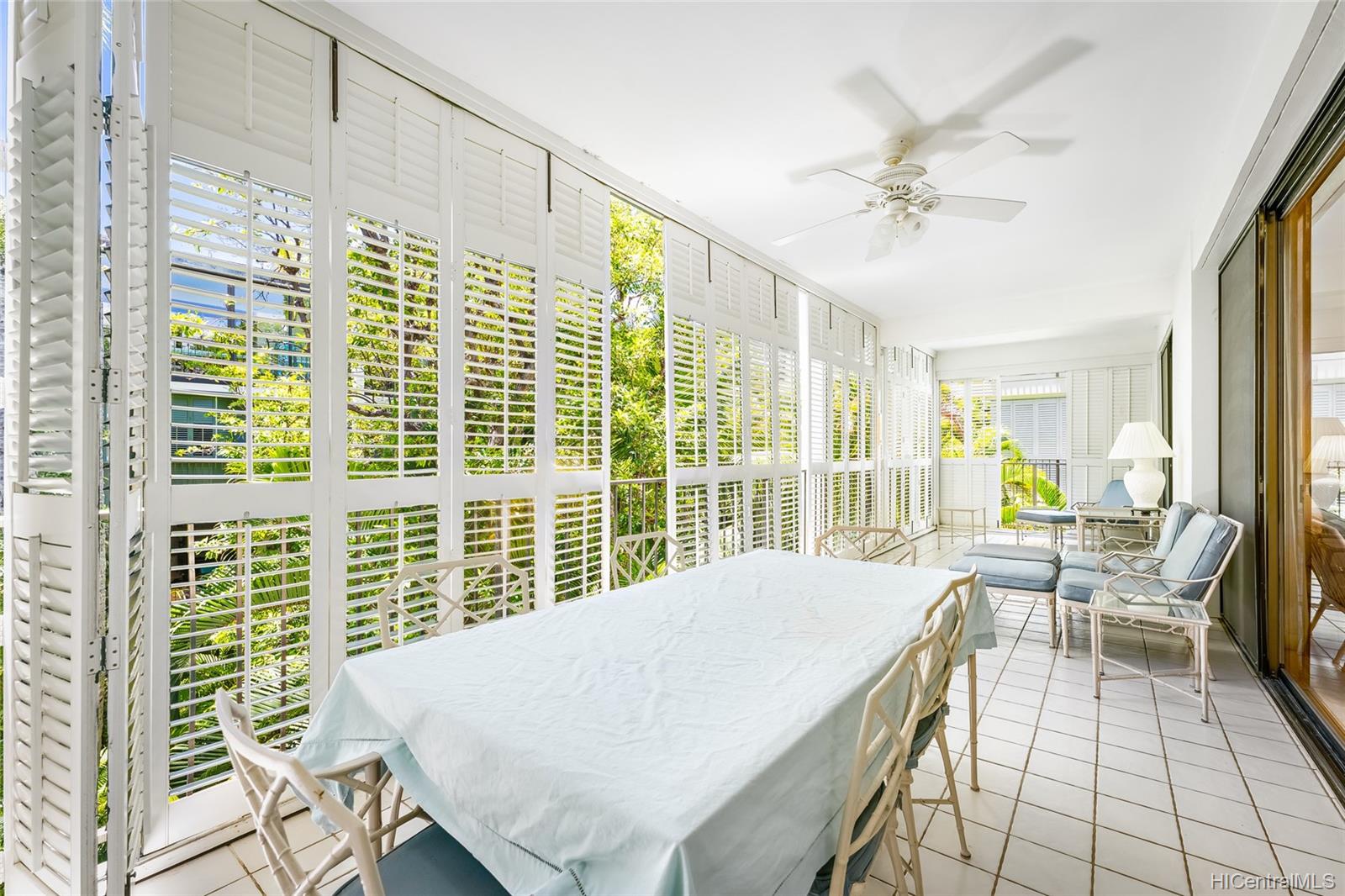 4999 Kahala Avenue  Unit 324