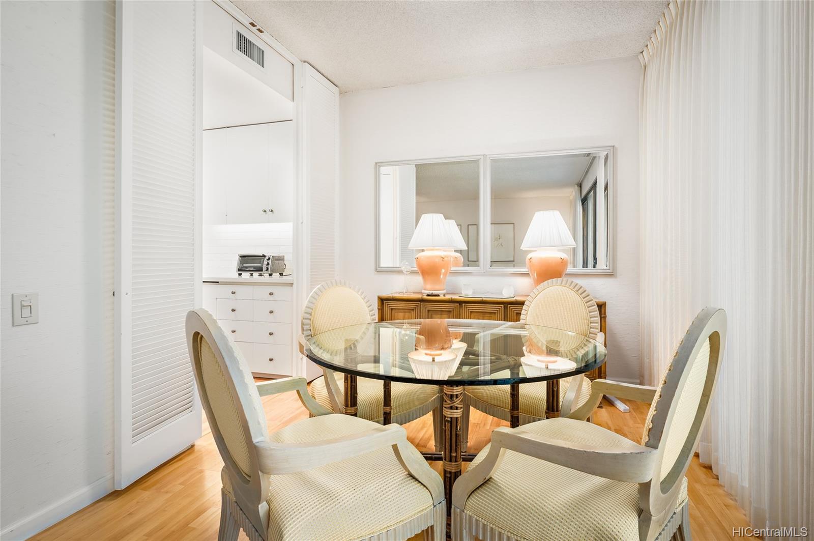4999 Kahala Avenue  Unit 324