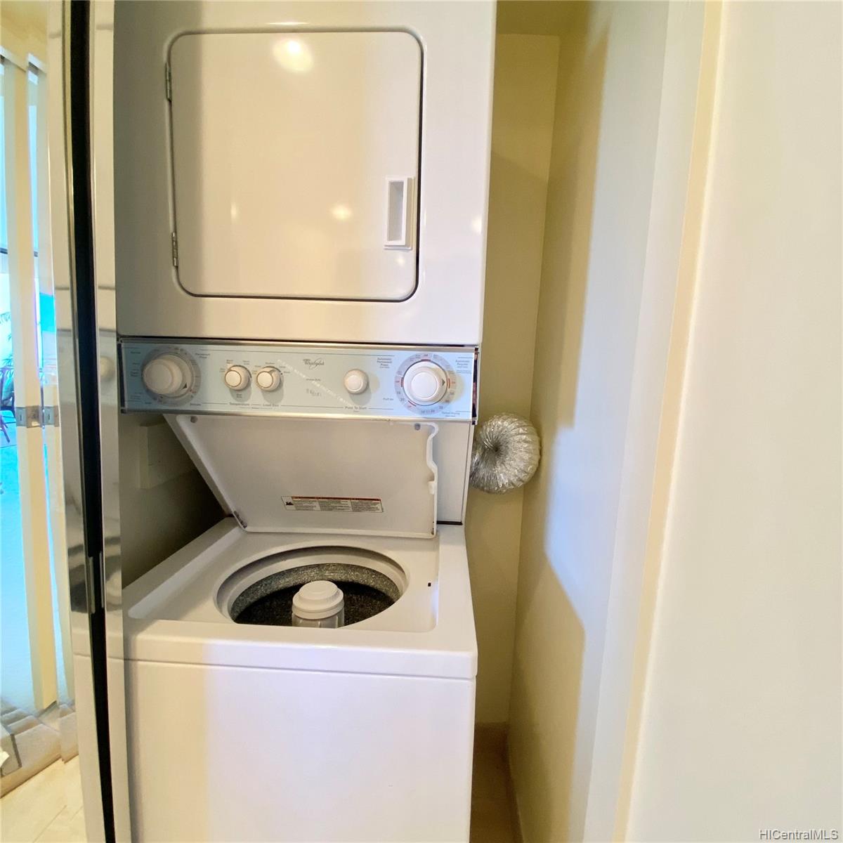 583 Kamoku Street  Unit 2303