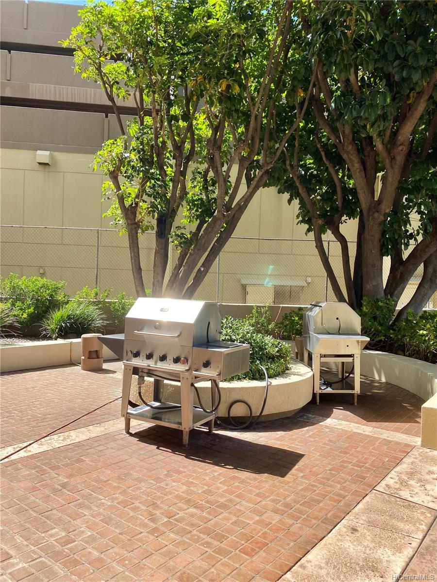 583 Kamoku Street  Unit 2303