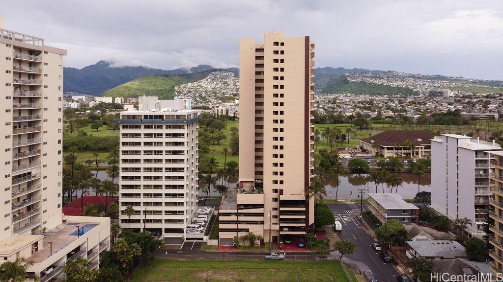 320 Liliuokalani Avenue  Unit 902