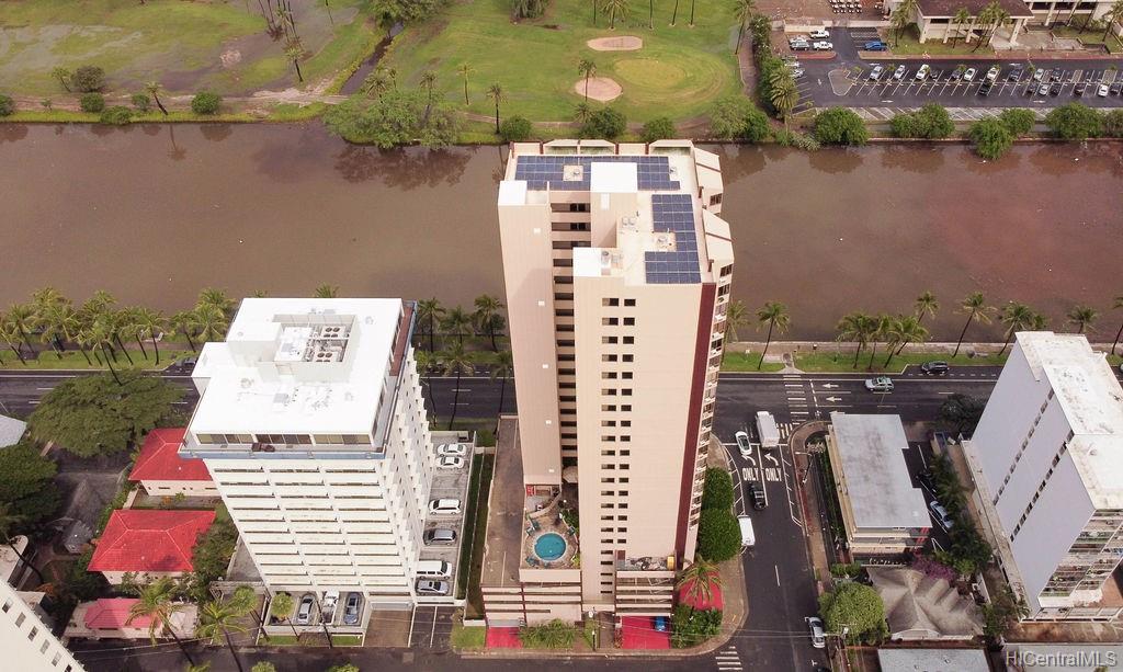 320 Liliuokalani Avenue  Unit 902