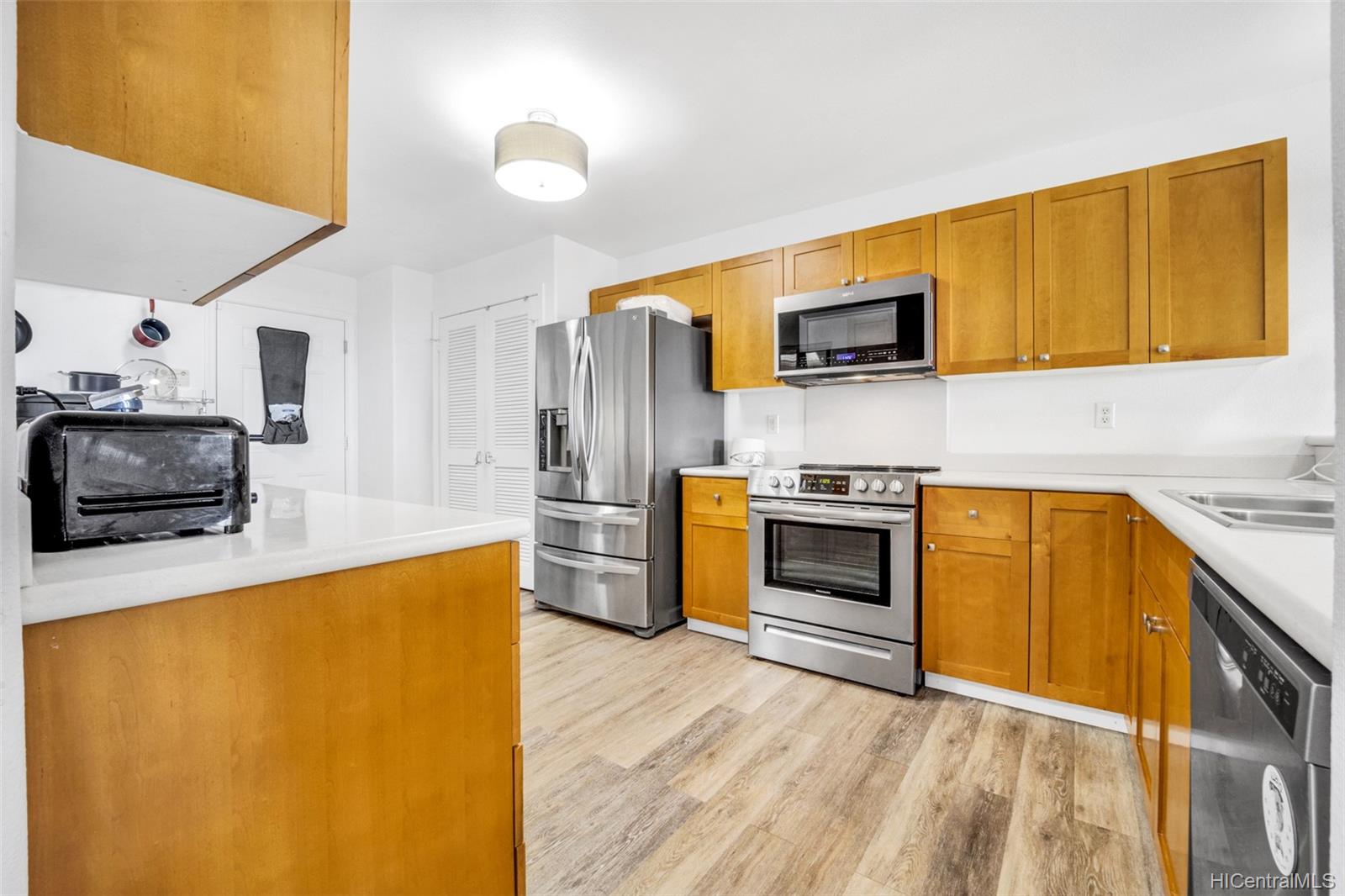 92-7127 Elele Street  Unit 203