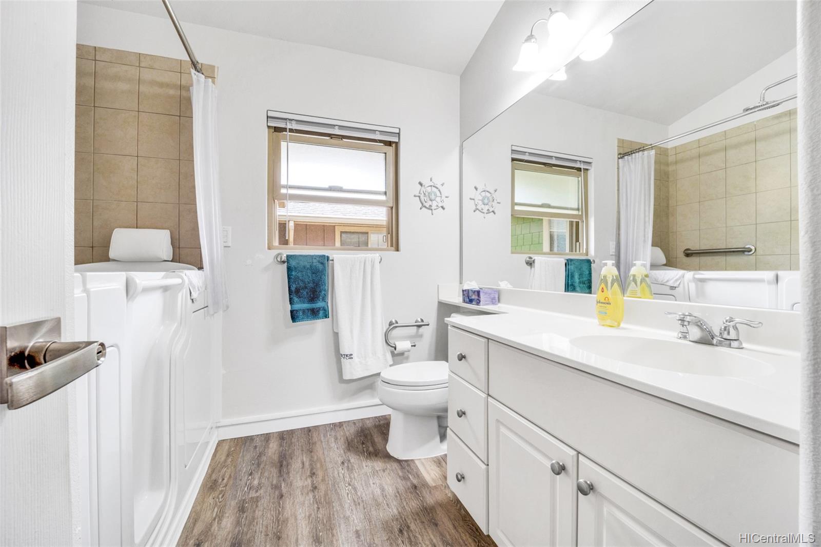 92-7127 Elele Street  Unit 203