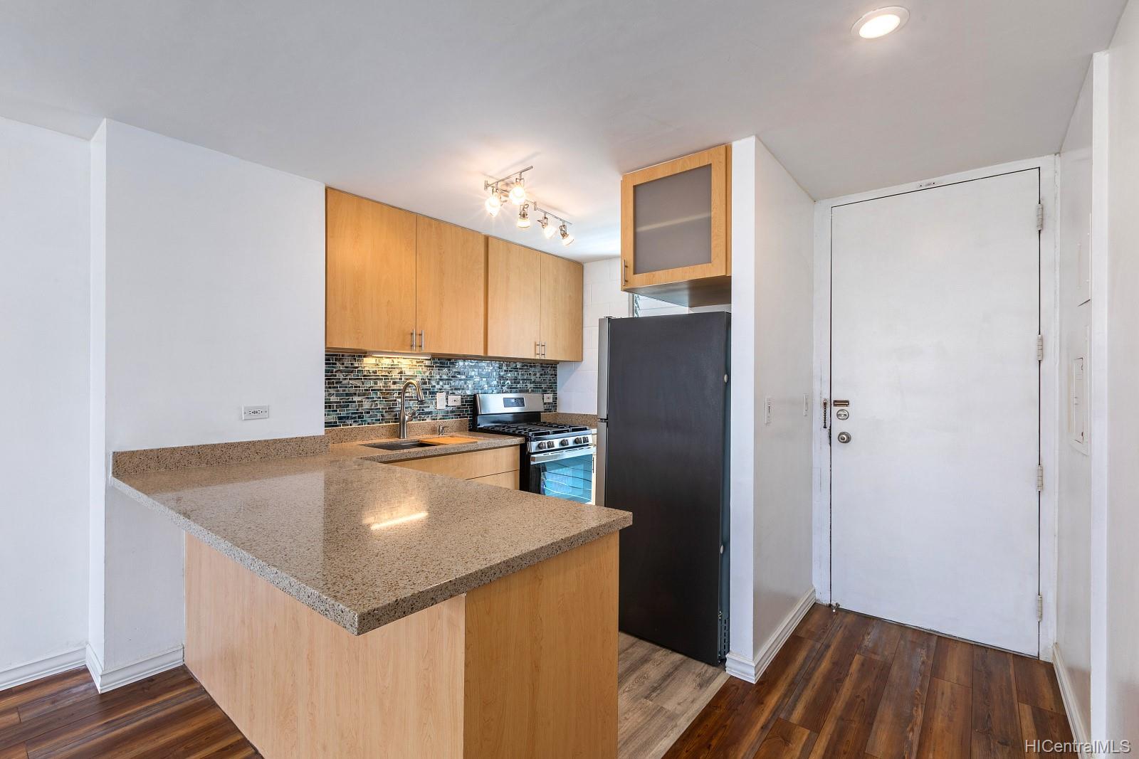 2630 Kapiolani Boulevard  Unit 802