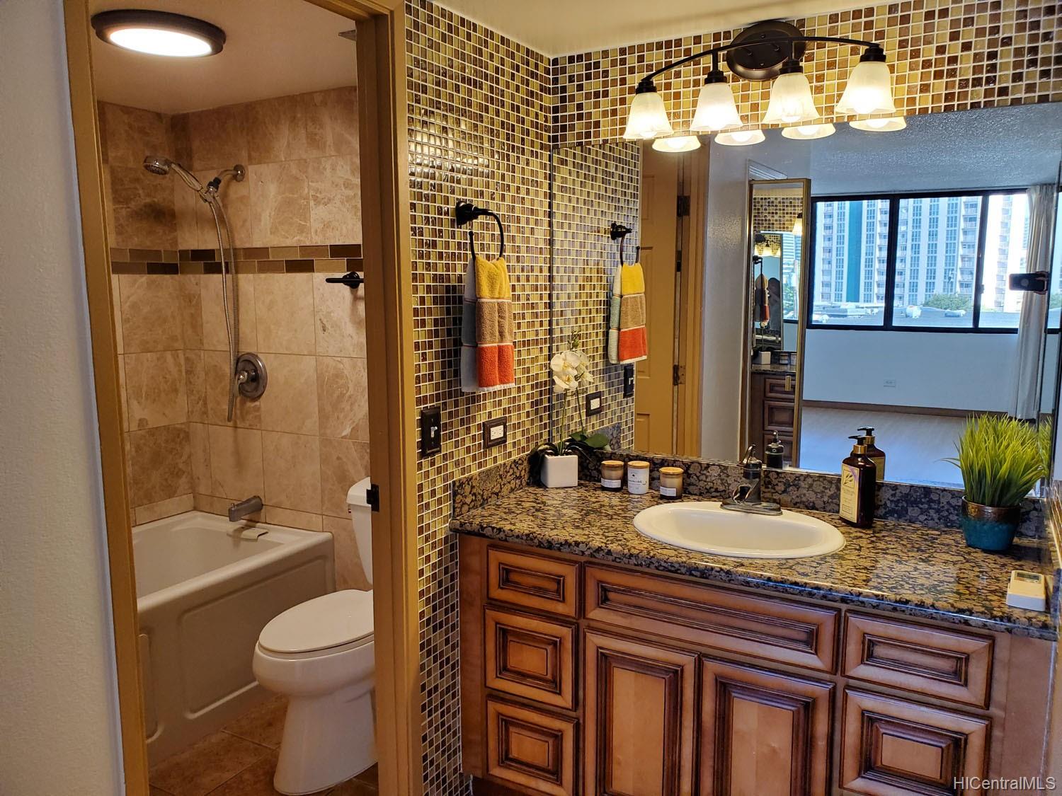 2752 Kaaha Street  Unit 309