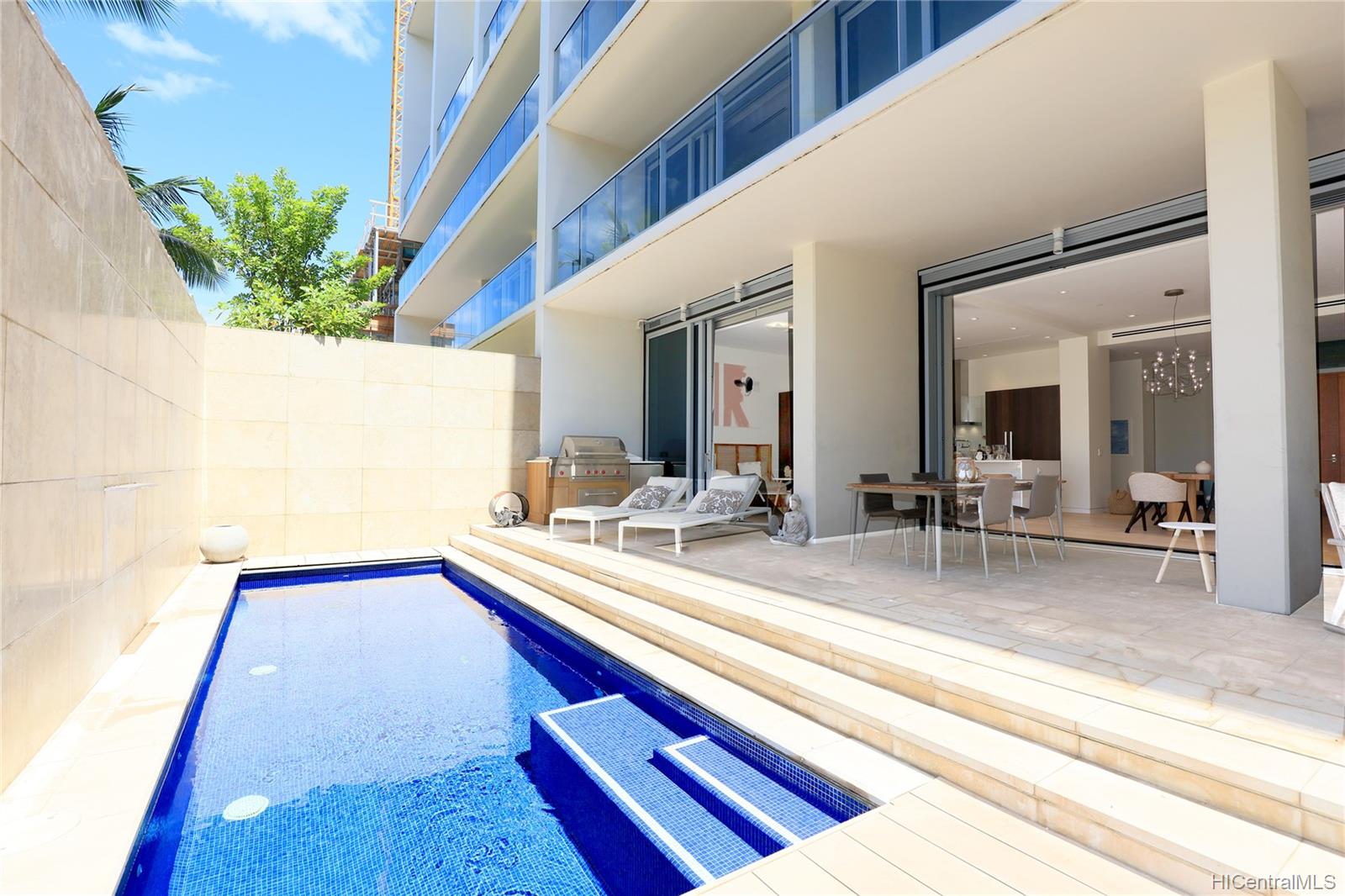 1118 Ala Moana Boulevard  Unit 4