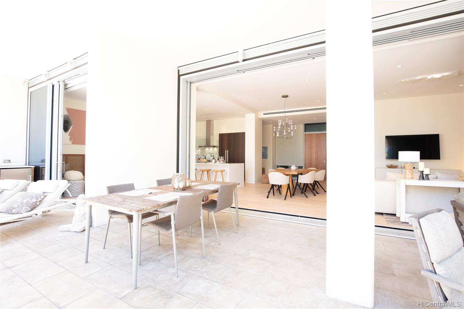 1118 Ala Moana Boulevard  Unit 4