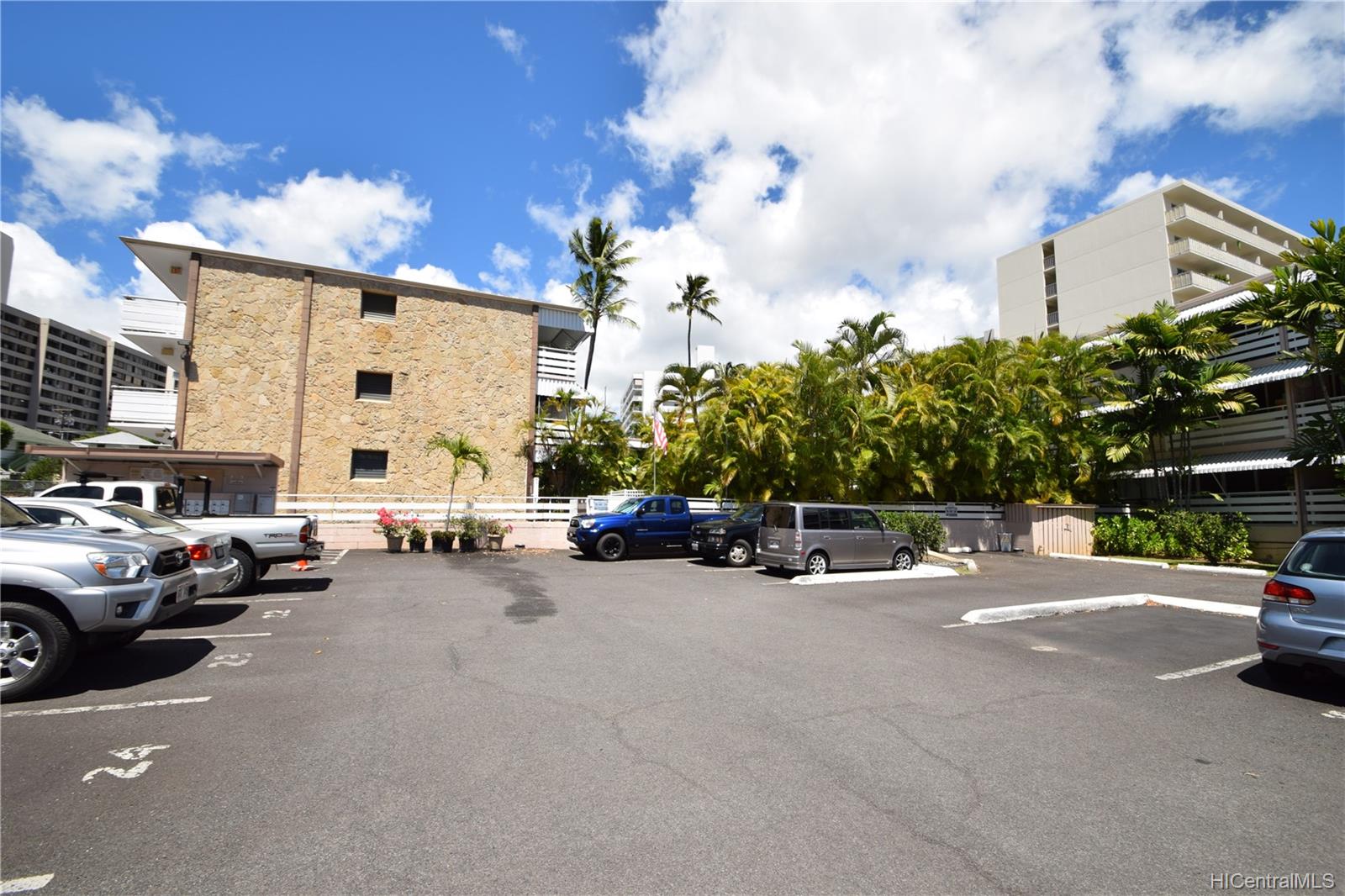 1330 Wilder Avenue  Unit 212