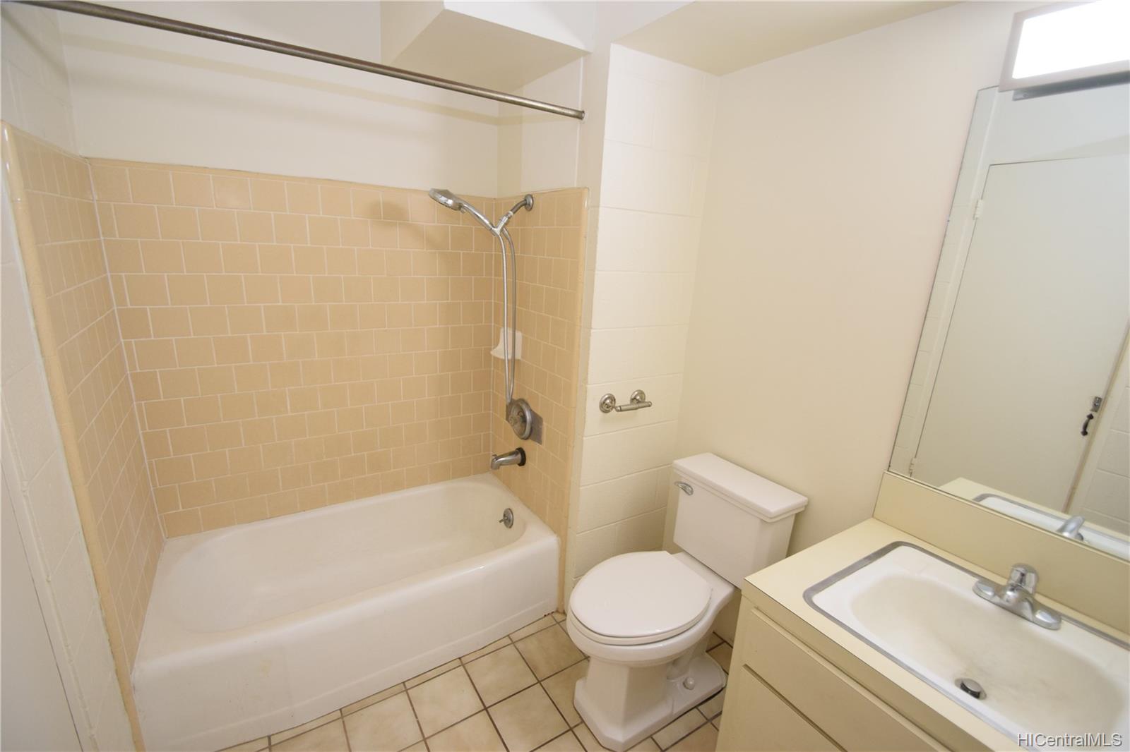 1330 Wilder Avenue  Unit 212