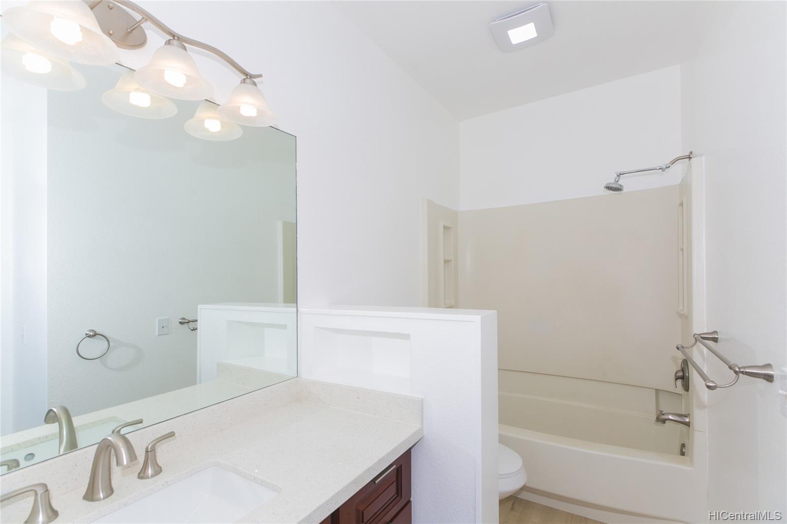 91-879 Puamaeole Street  Unit 9U