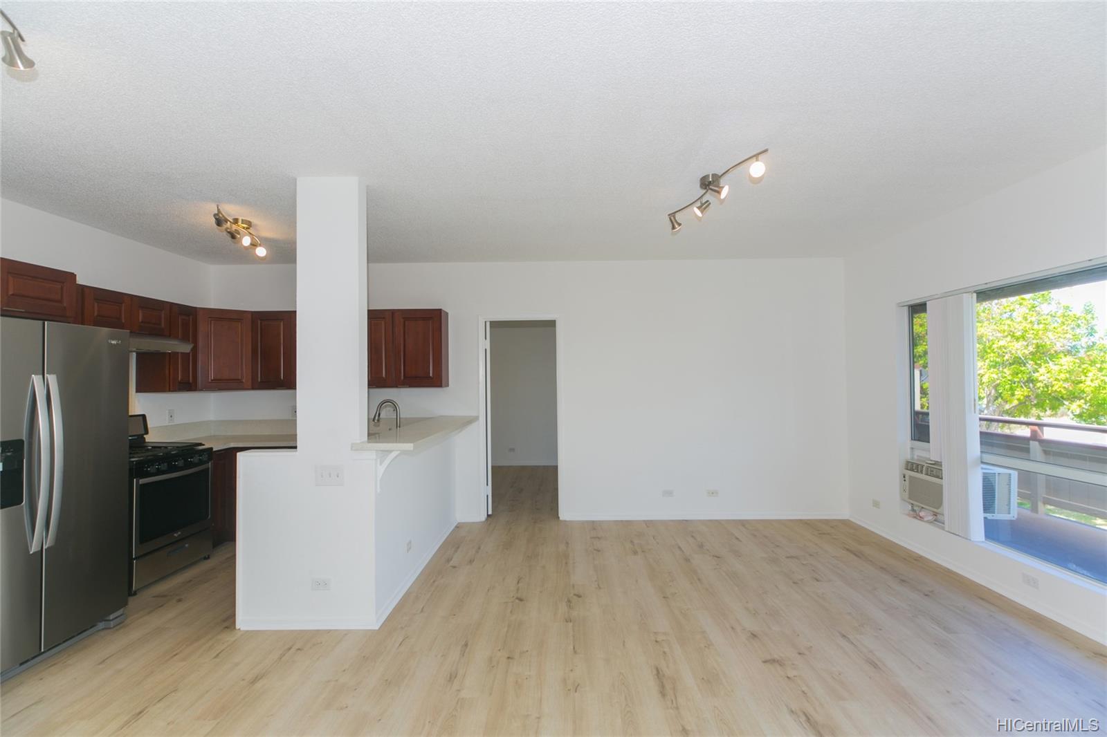 91-879 Puamaeole Street  Unit 9U