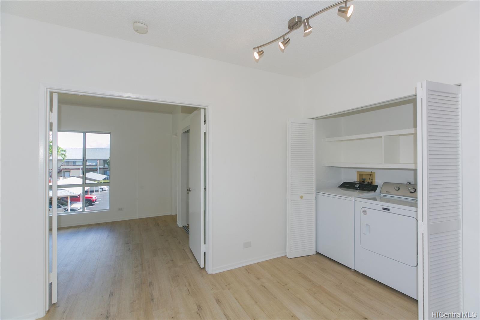 91-879 Puamaeole Street  Unit 9U