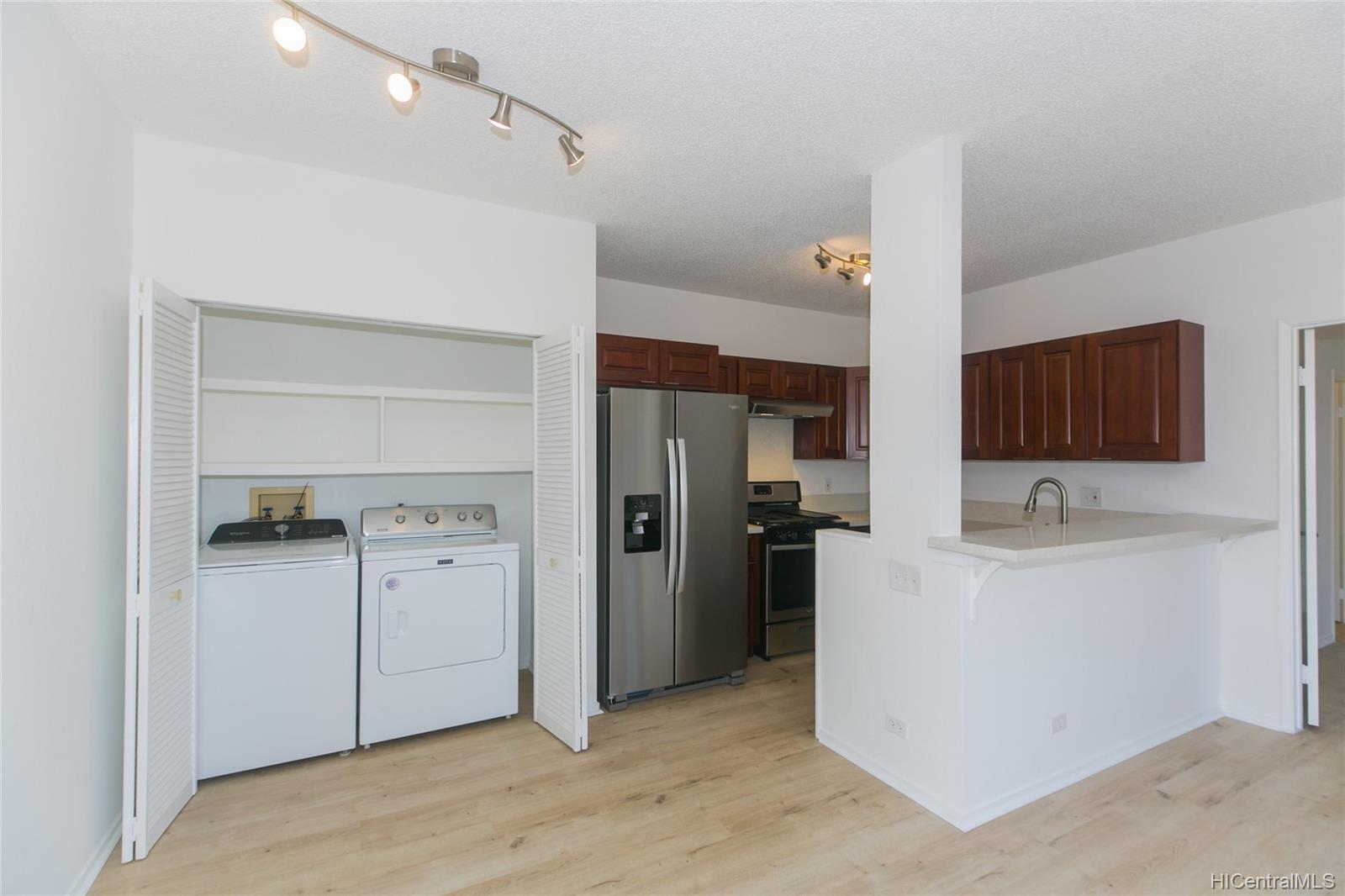 91-879 Puamaeole Street  Unit 9U