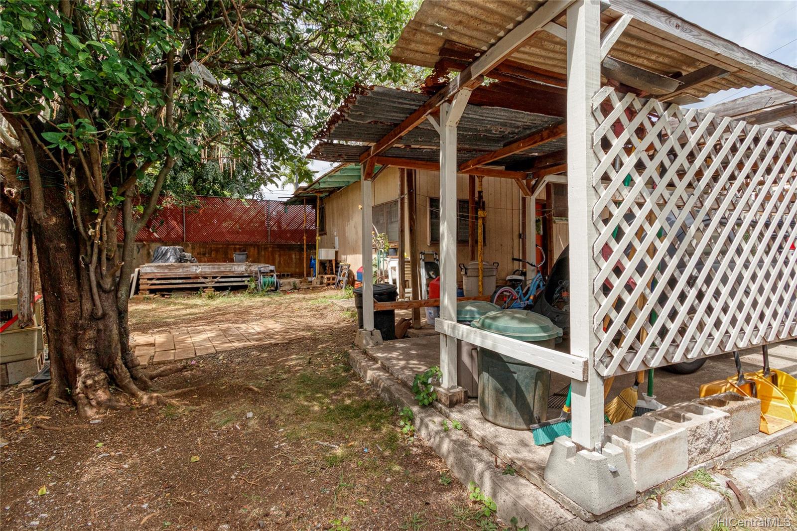 2307 N School Street  Unit A