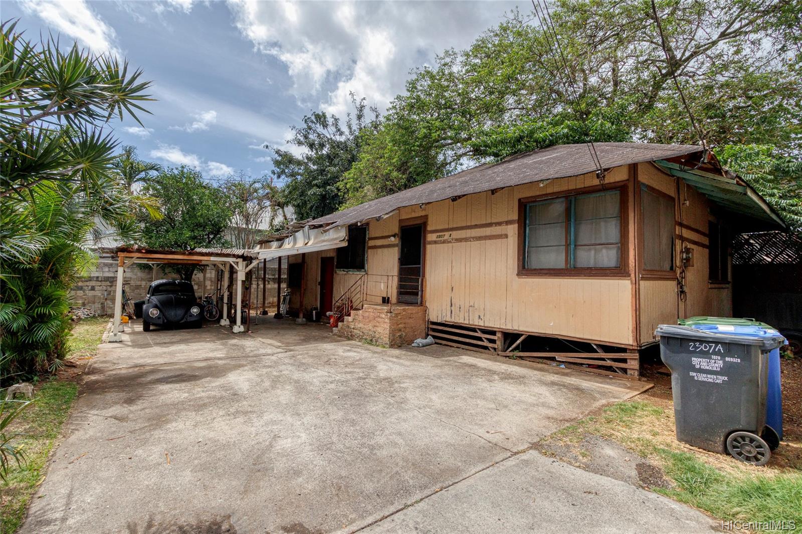 2307 N School Street  Unit A