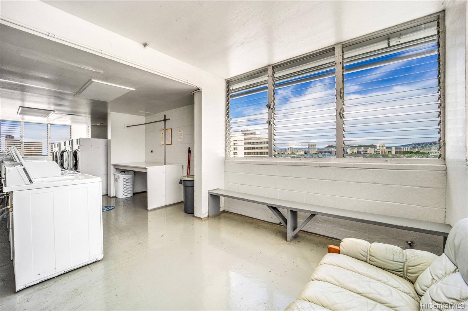 2637 Kuilei Street  Unit A53