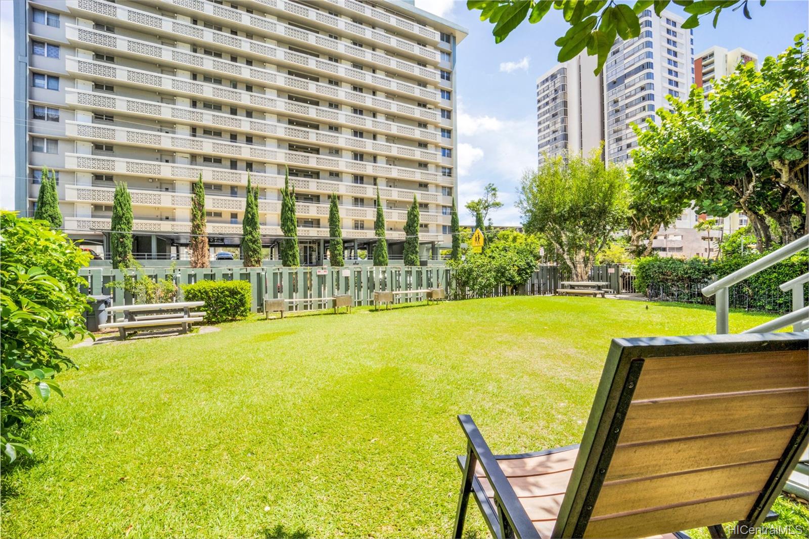 2637 Kuilei Street  Unit A53