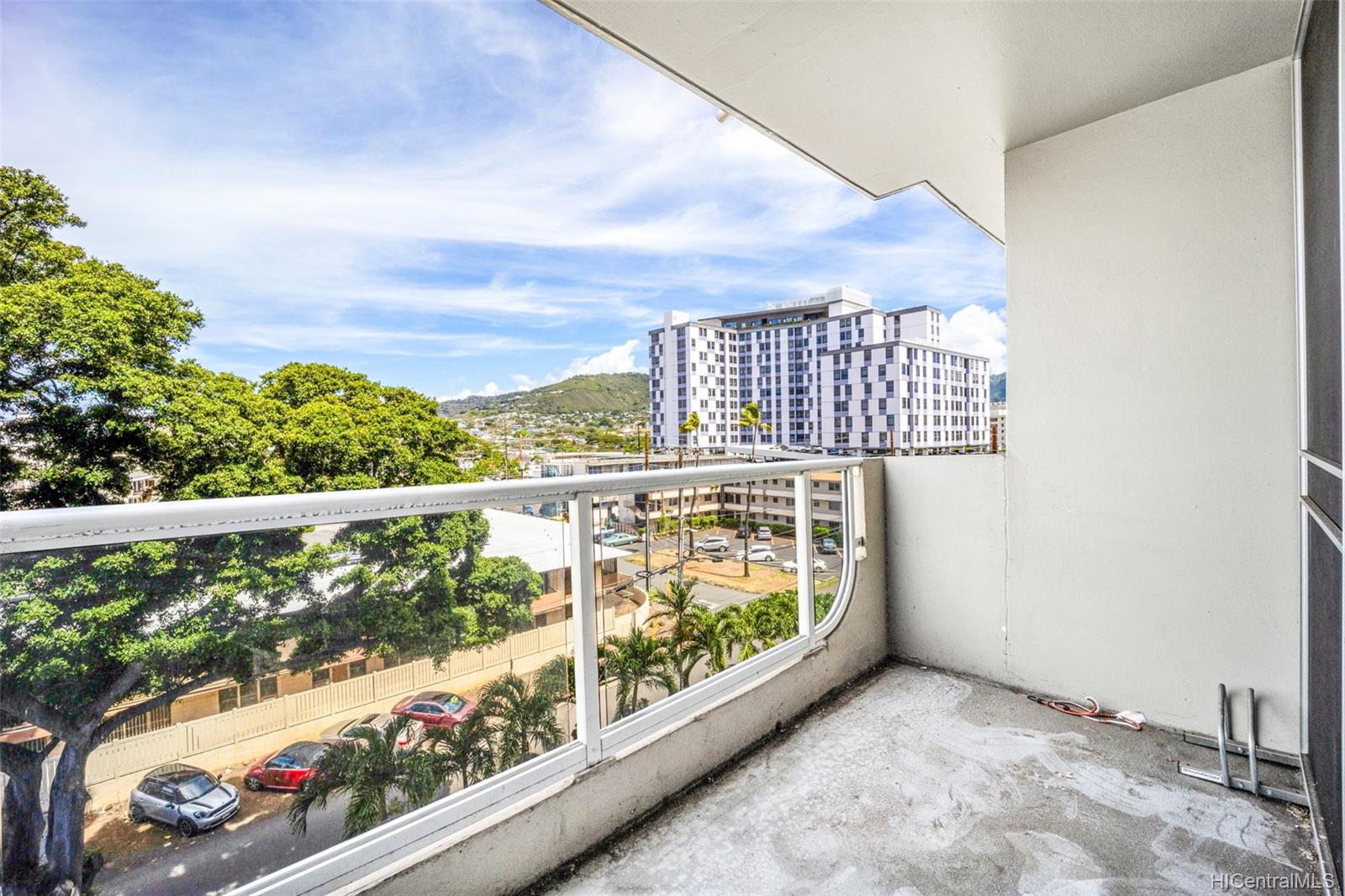 2637 Kuilei Street  Unit A53
