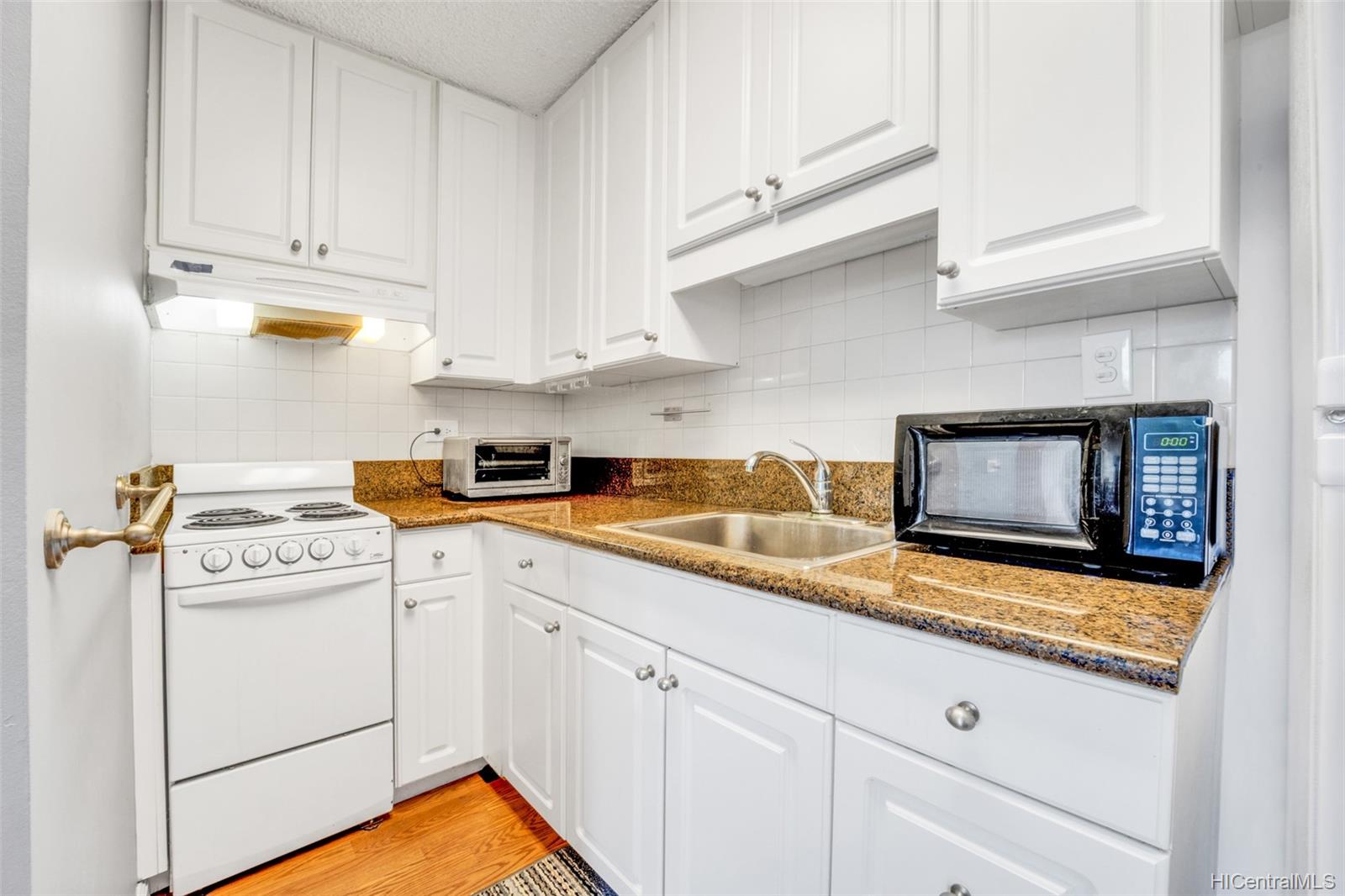 2637 Kuilei Street  Unit A53