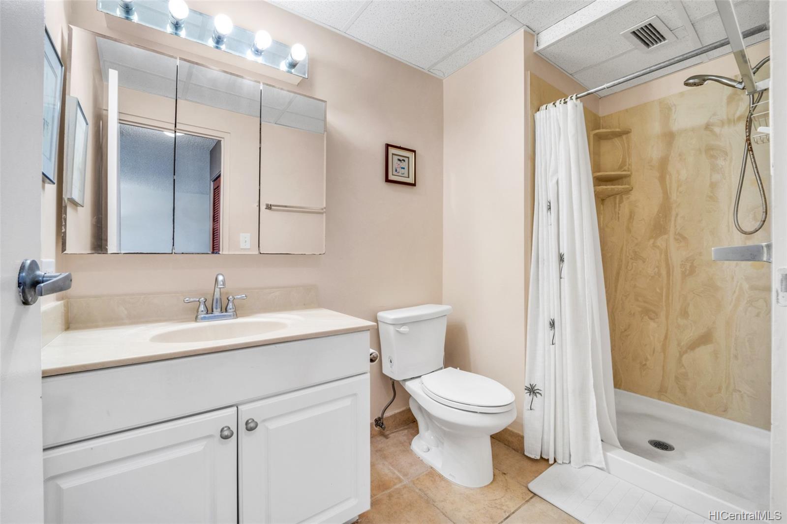 2637 Kuilei Street  Unit A53