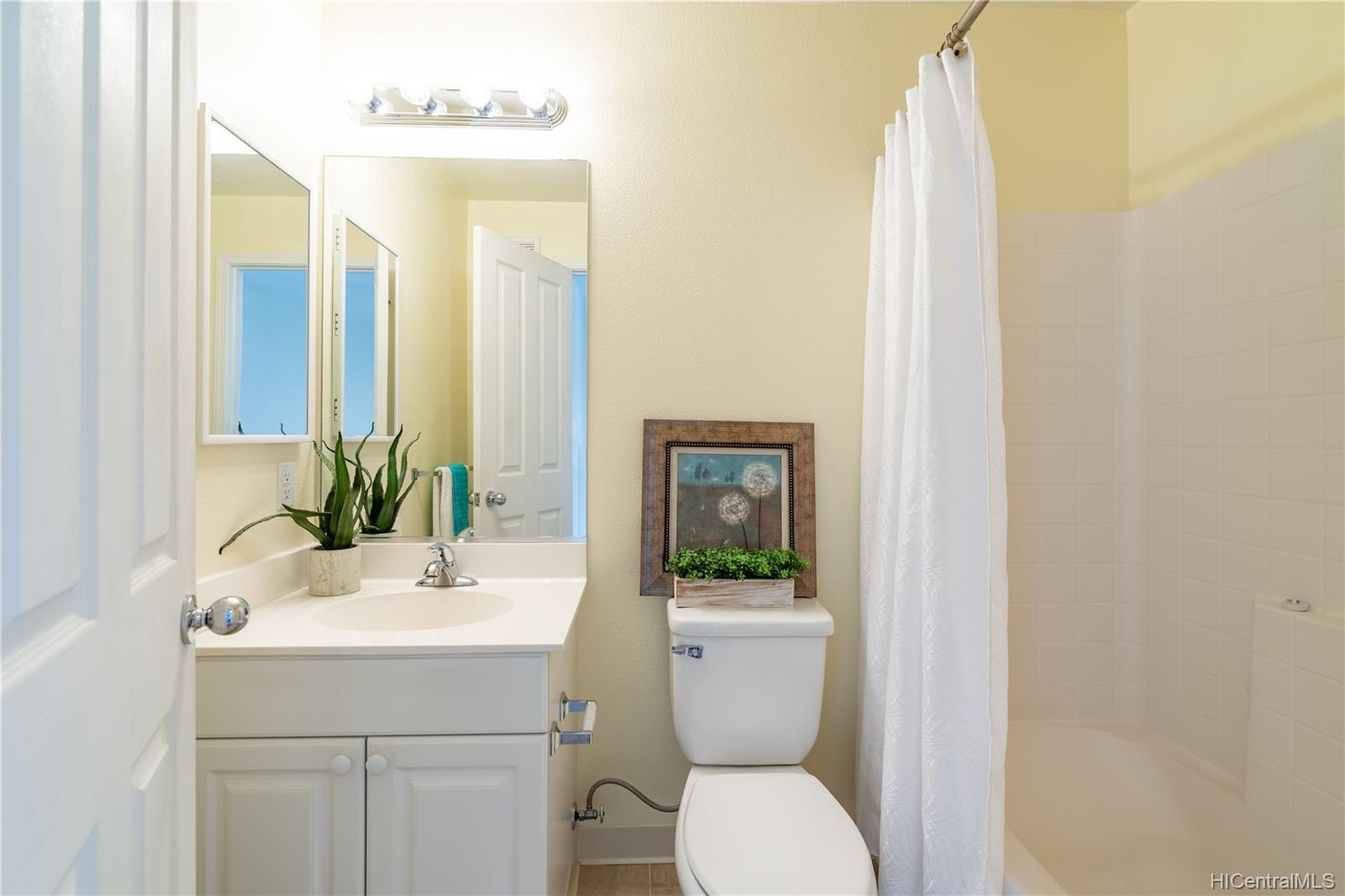 91-1031 Kaimalie Street  Unit 4U3