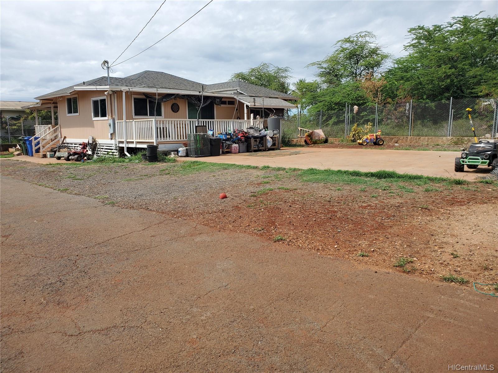 85-718 Farrington Highway