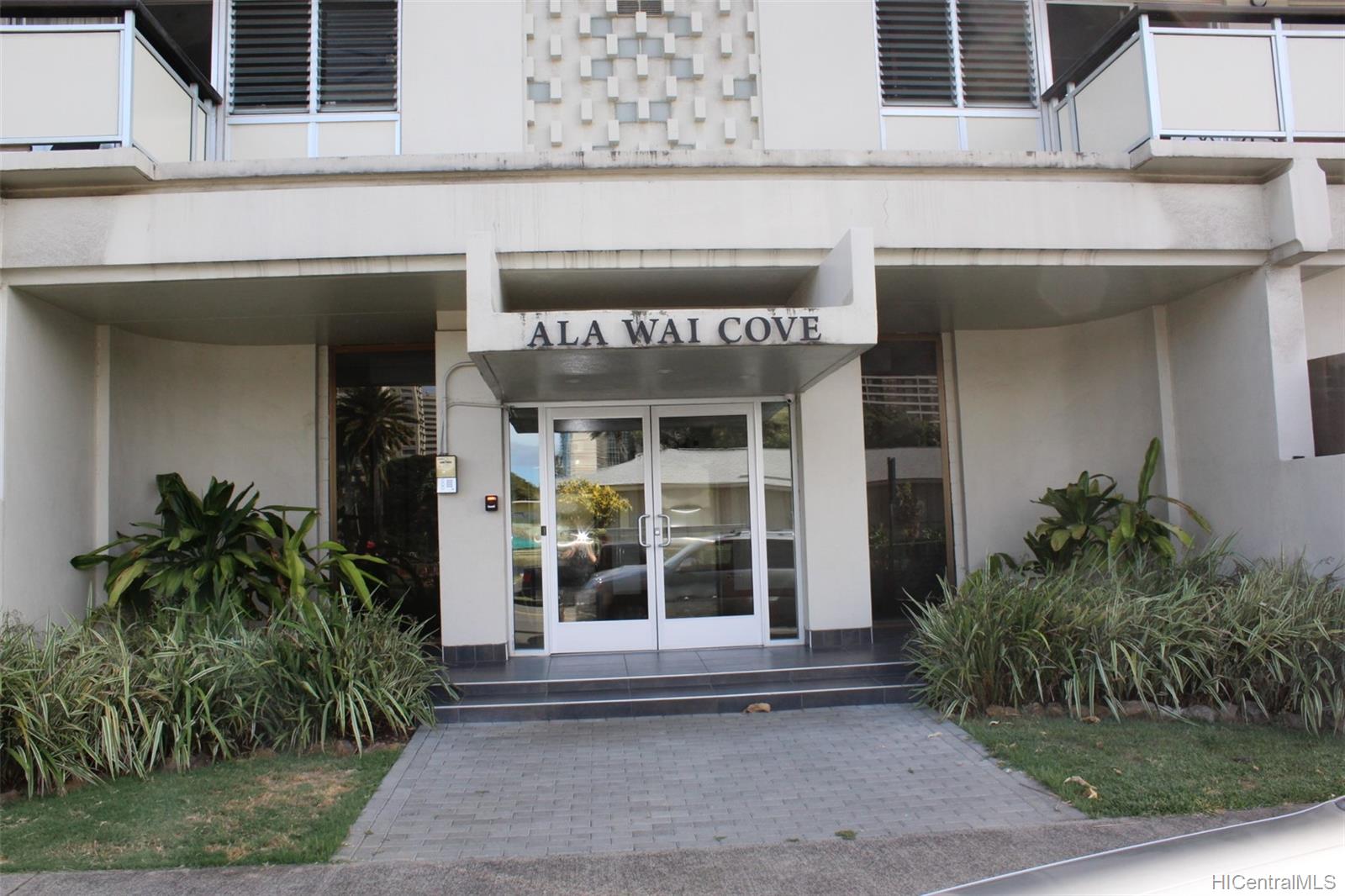 509 University Avenue  Unit 103