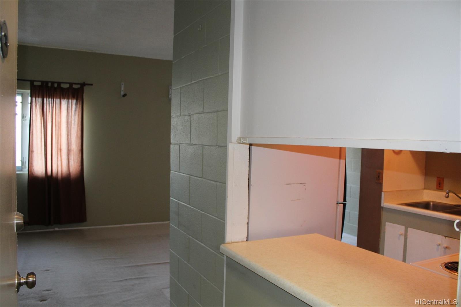 509 University Avenue  Unit 103