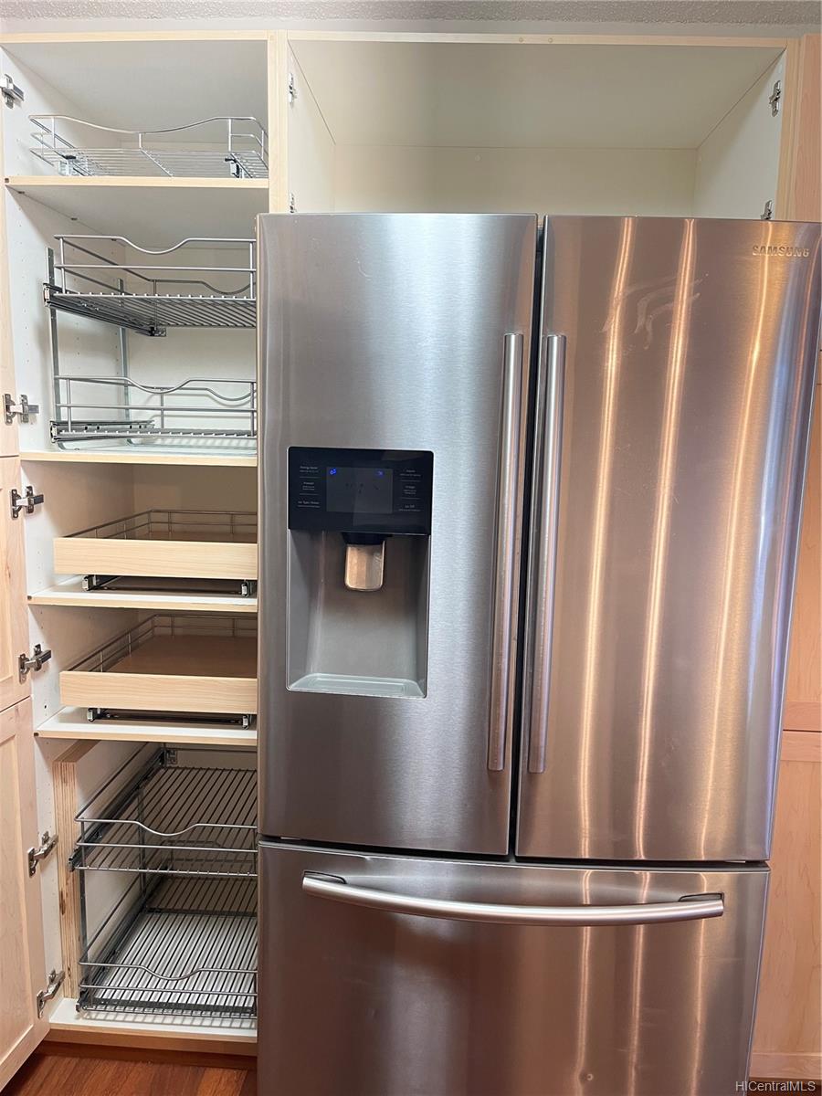 2101 Nuuanu Avenue  Unit I103