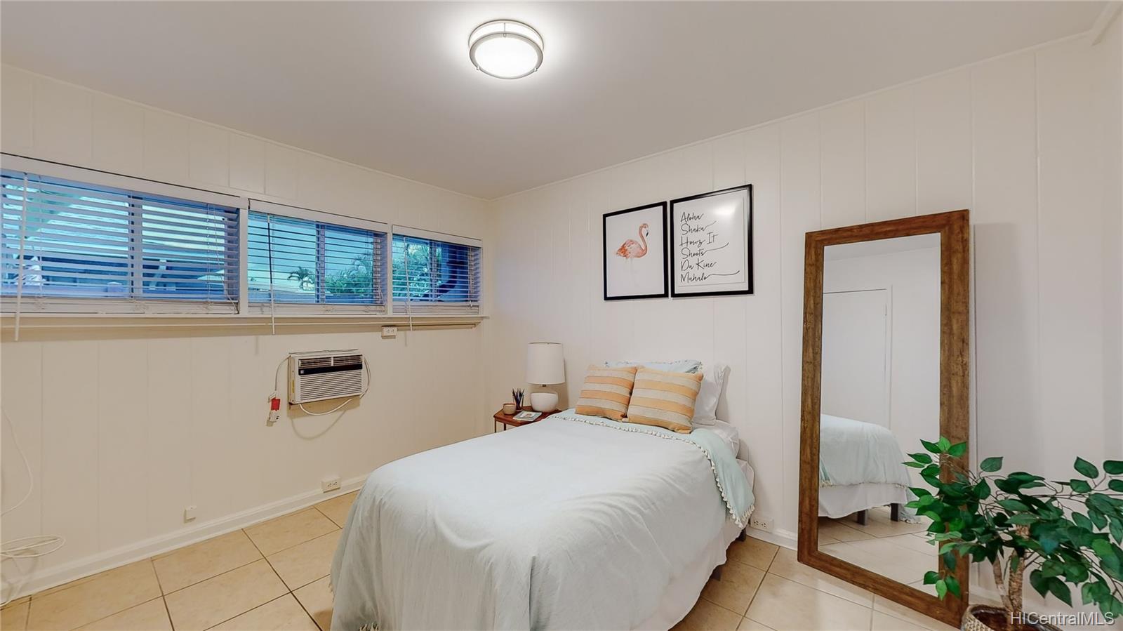 676 Mokapu Road