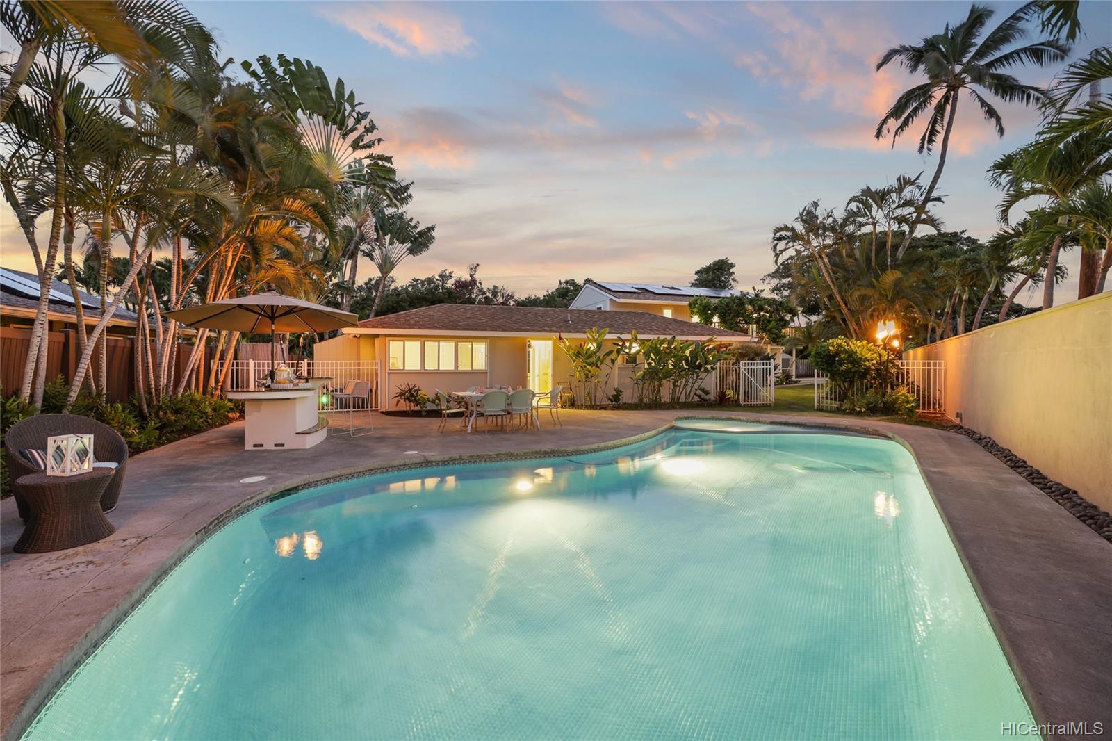 676 Mokapu Road