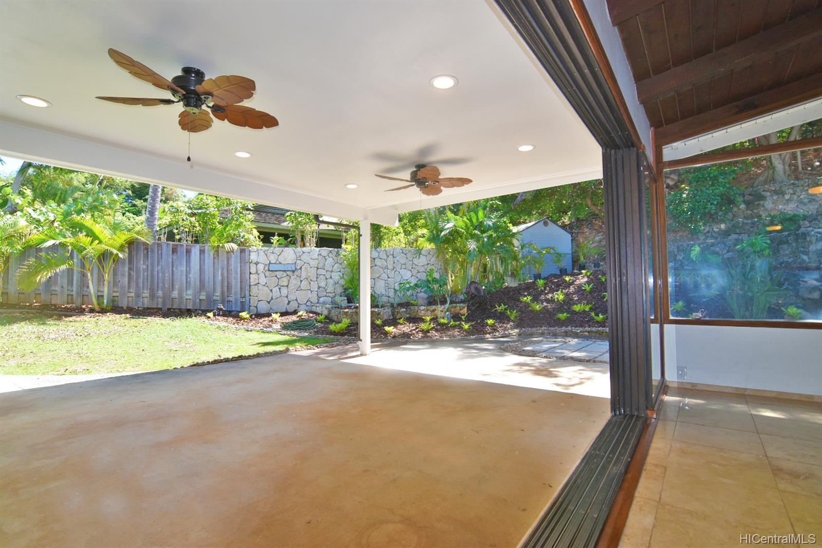 151 Alala Road