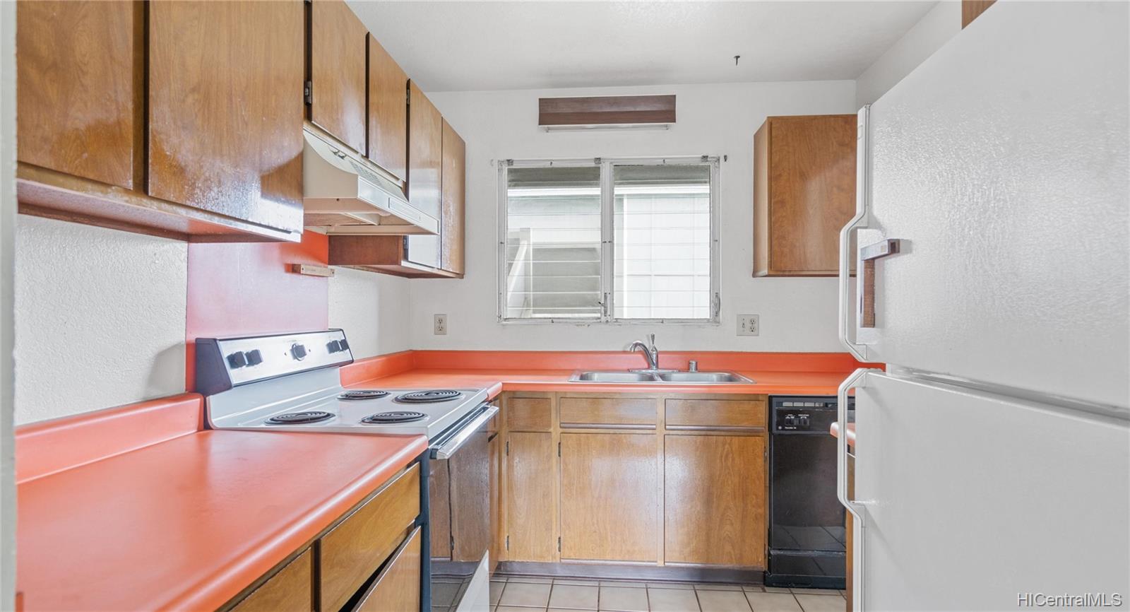 Waiau Garden Court 981421 Kamahao Street Unit 123 Pearl City HI 96782